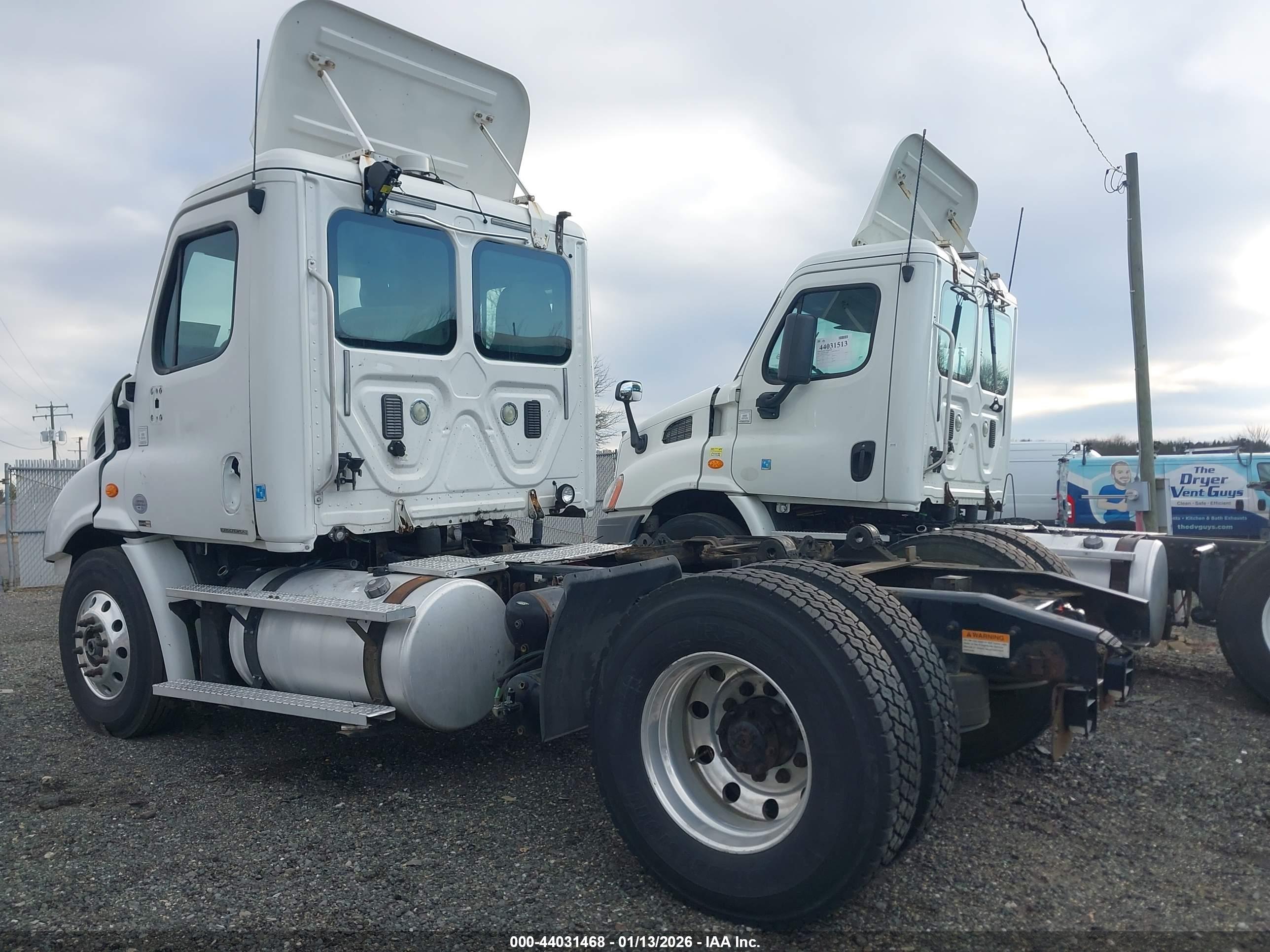 FREIGHTLINER CASCADIA image 3