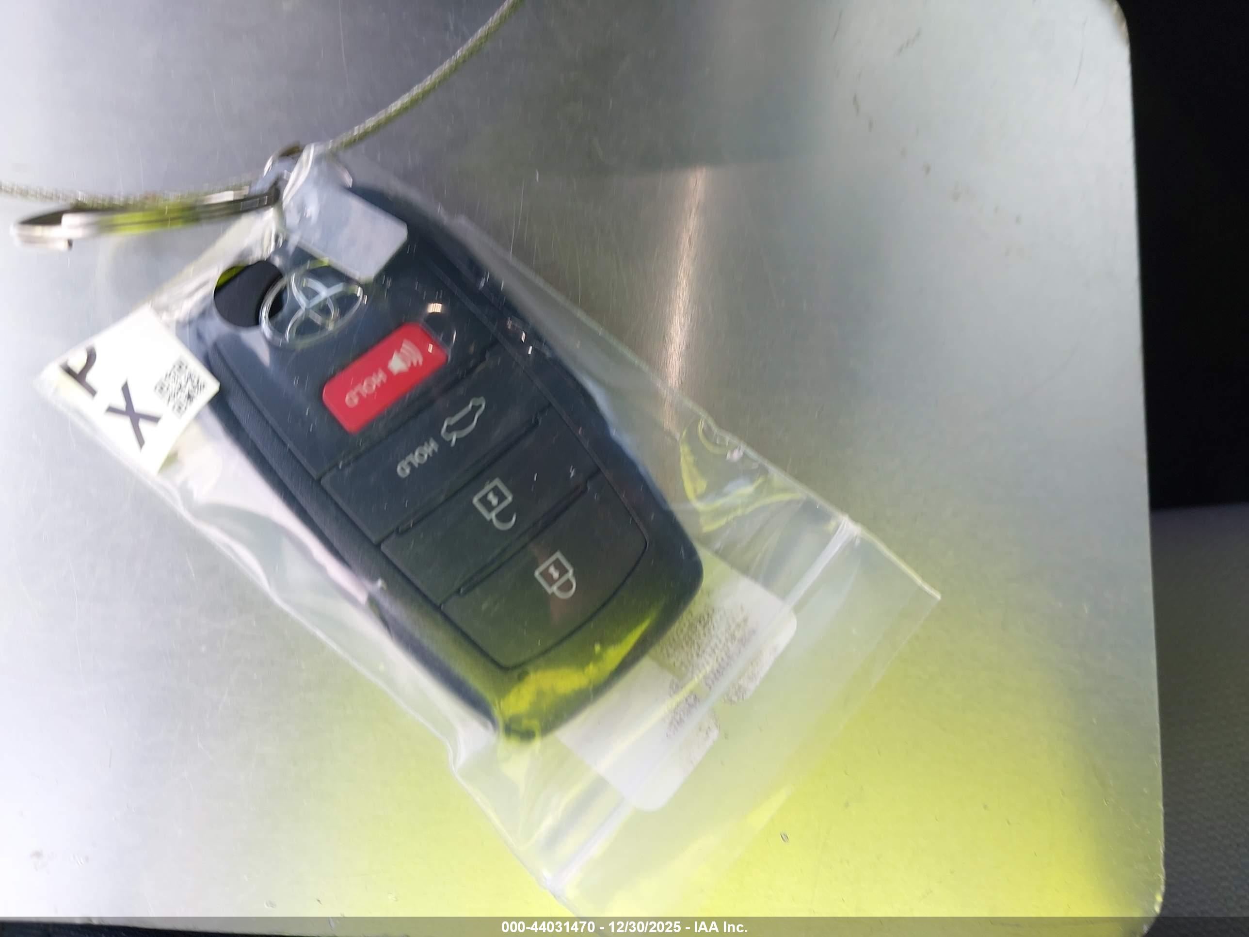 TOYOTA COROLLA image 11