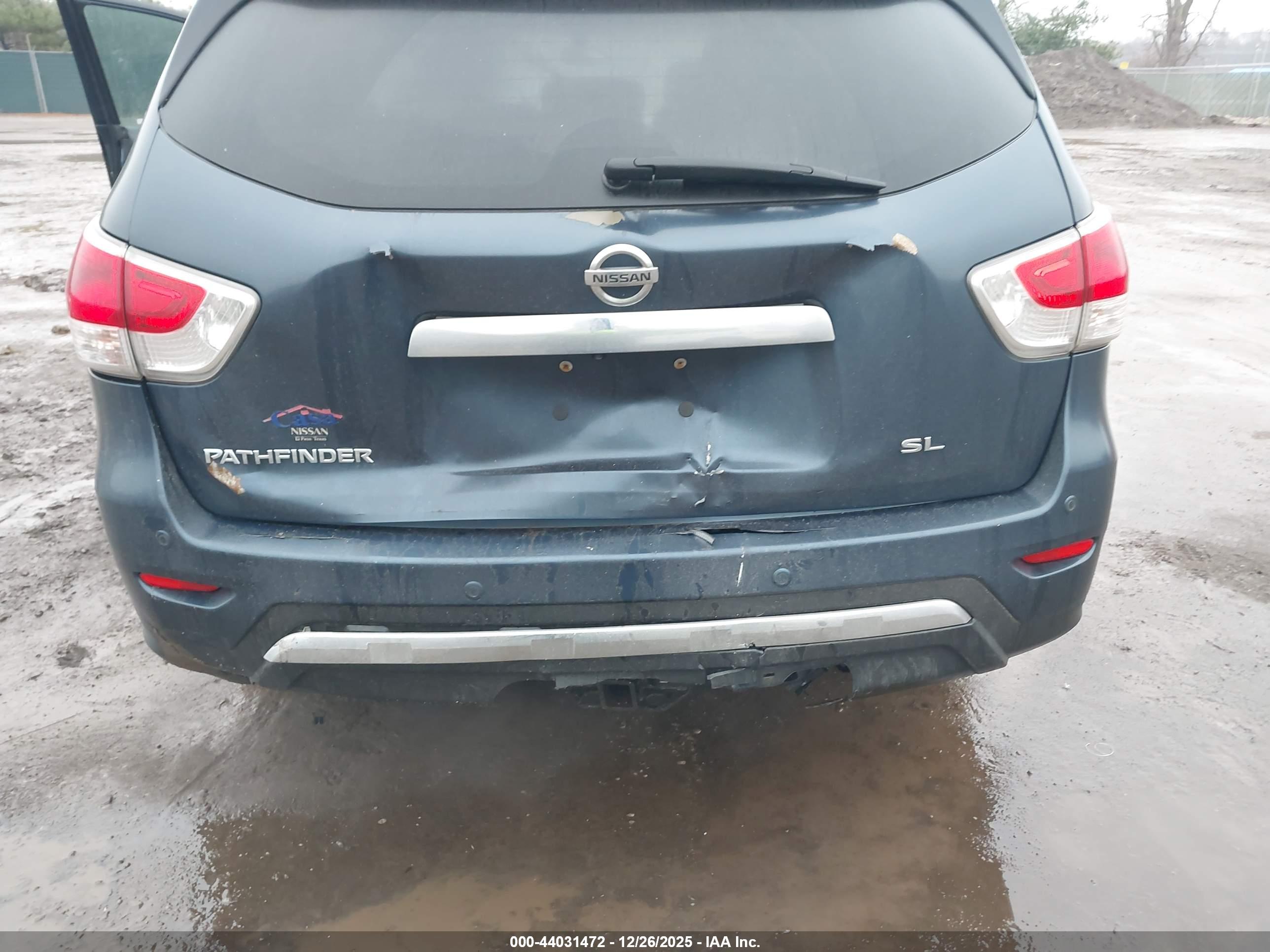 NISSAN PATHFINDER image 6