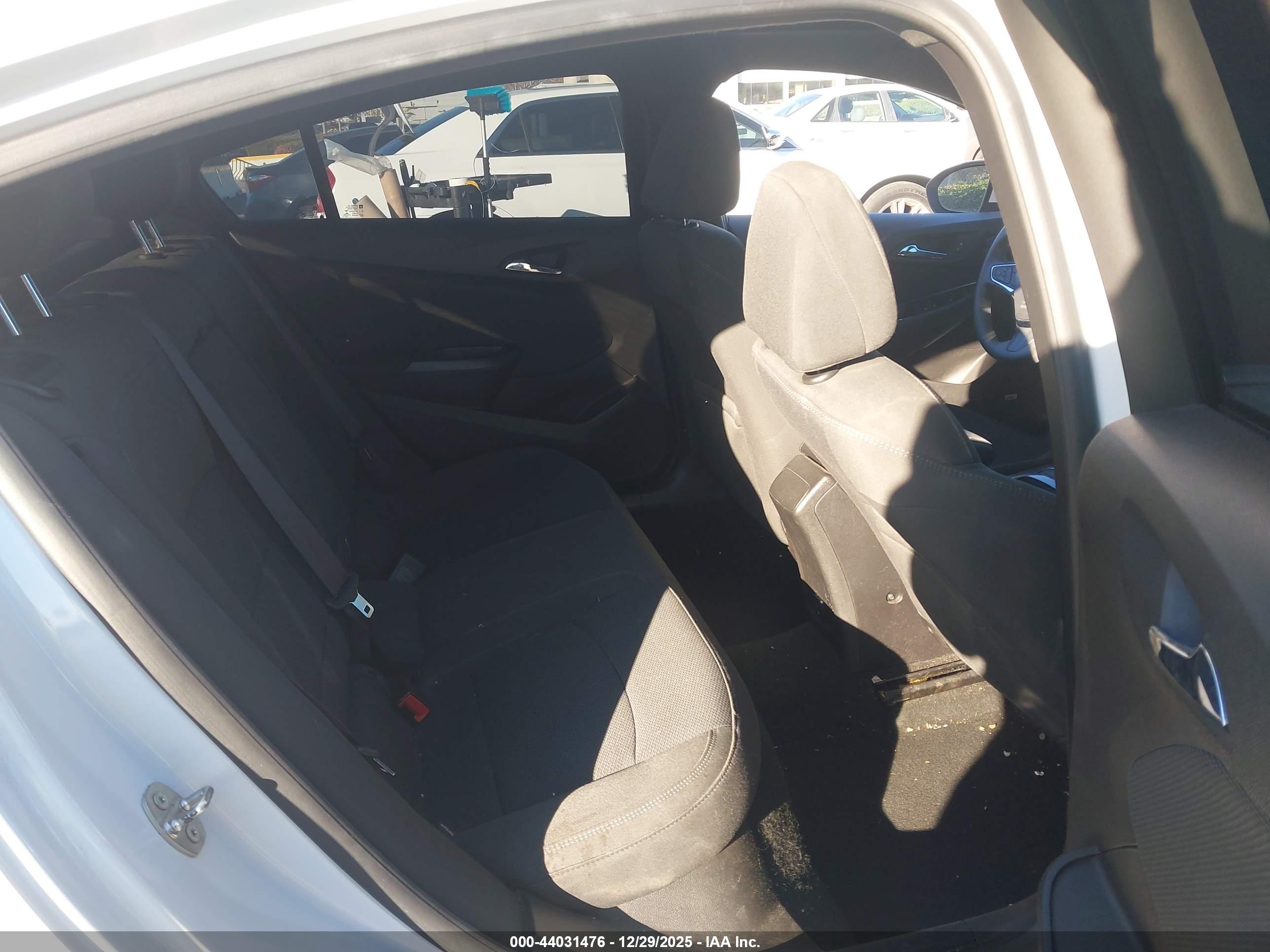 CHEVROLET CRUZE image 8