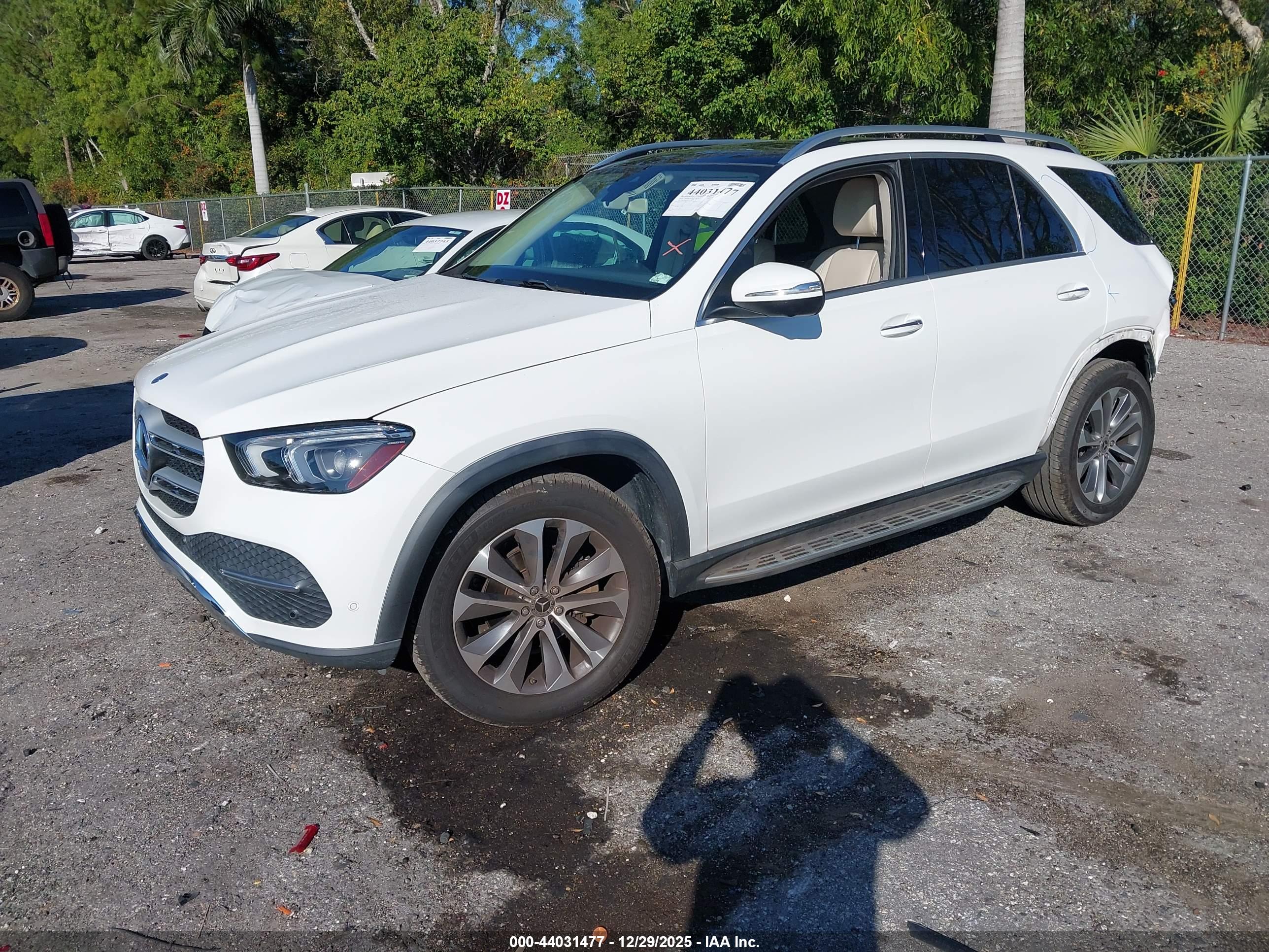 MERCEDES-BENZ GLE image 2