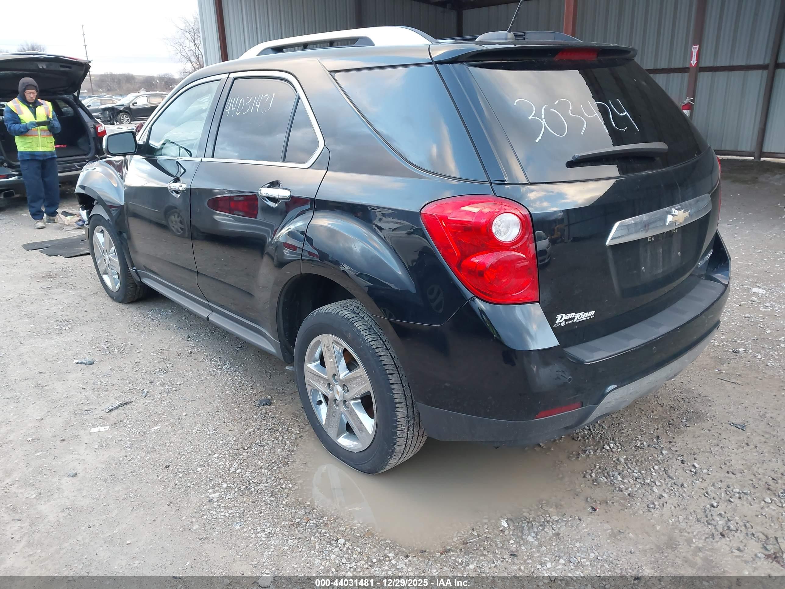 CHEVROLET EQUINOX image 3