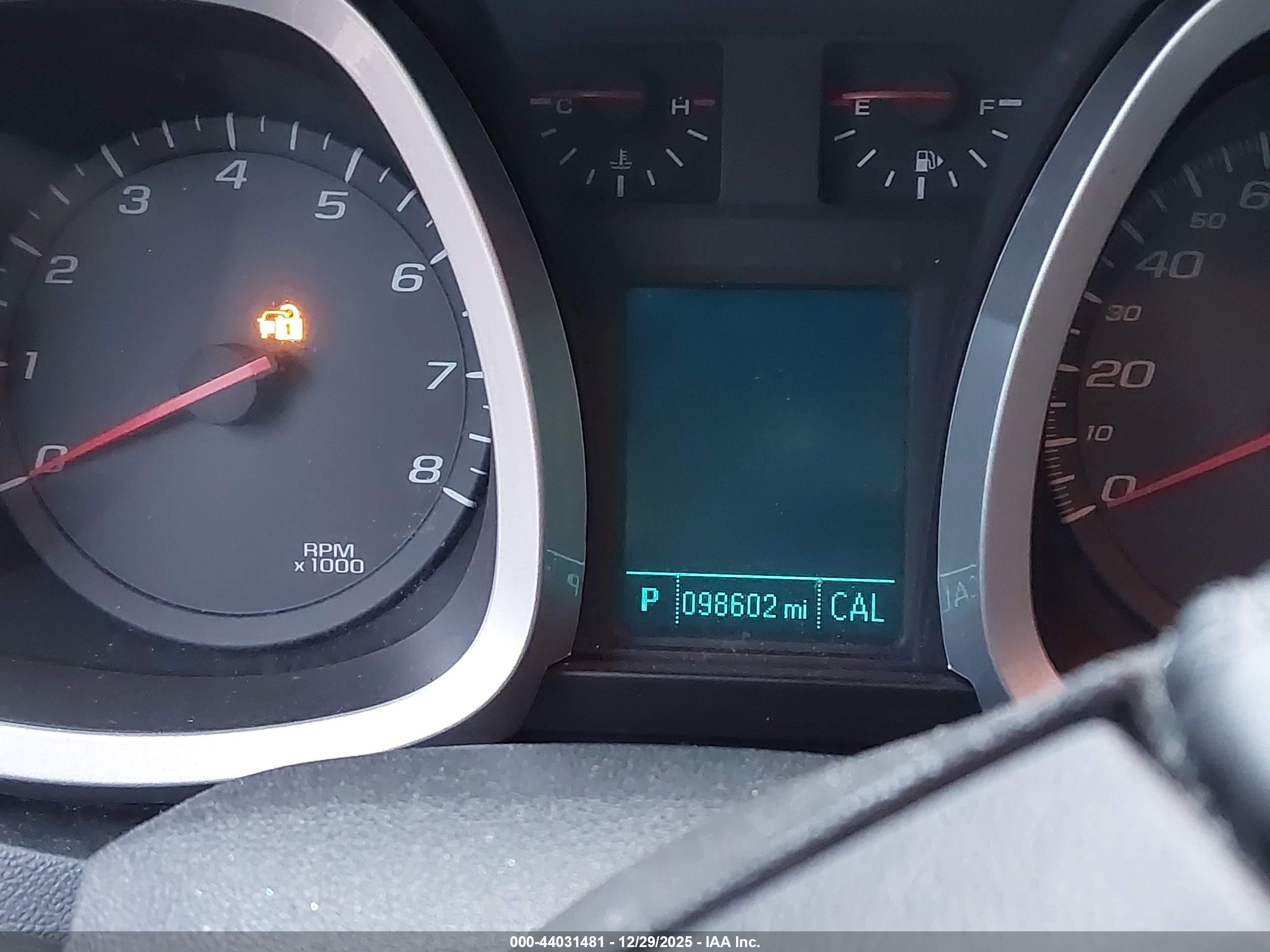 CHEVROLET EQUINOX image 7