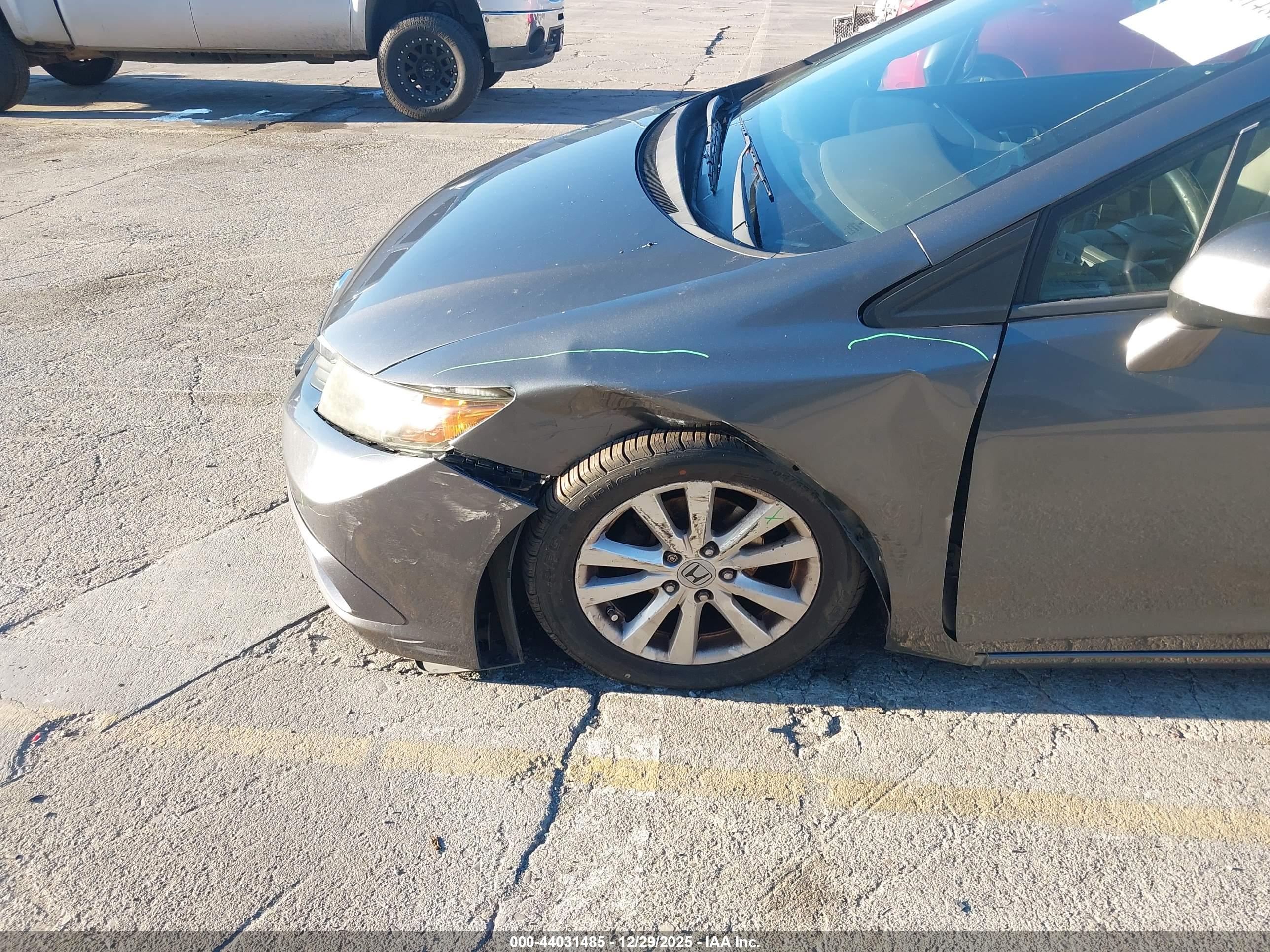 HONDA CIVIC image 6
