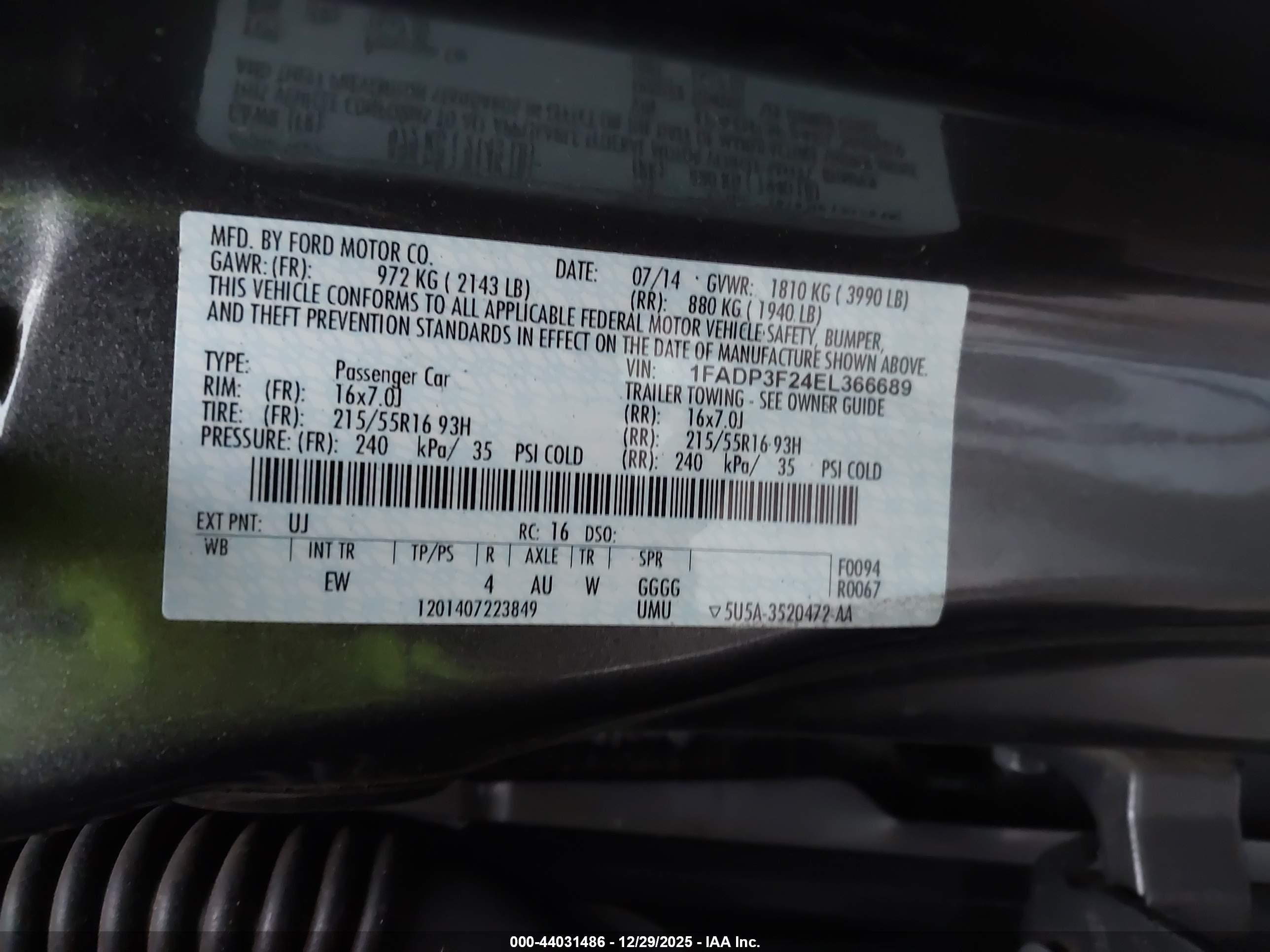 FORD FOCUS image 9