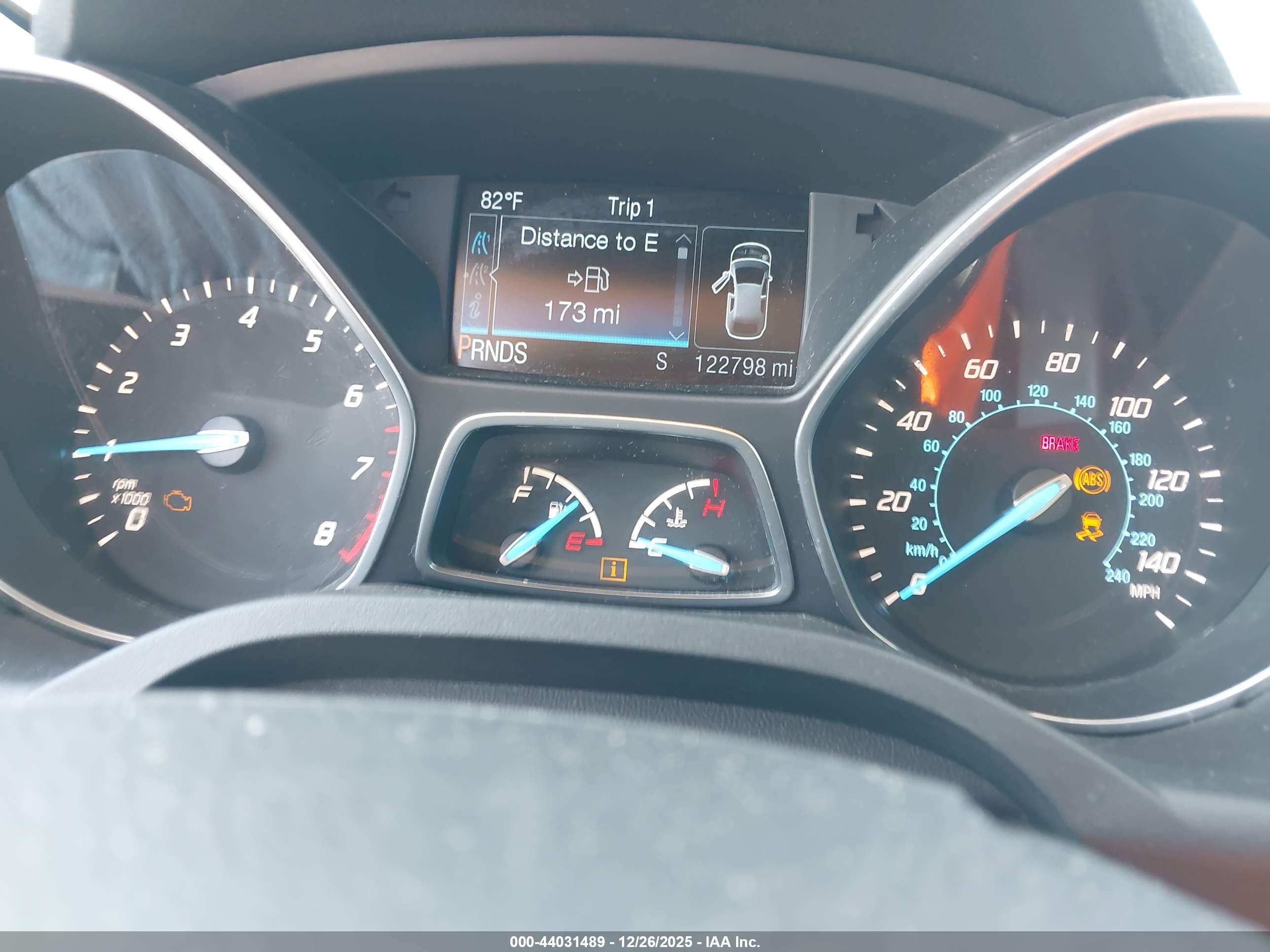 FORD ESCAPE image 7