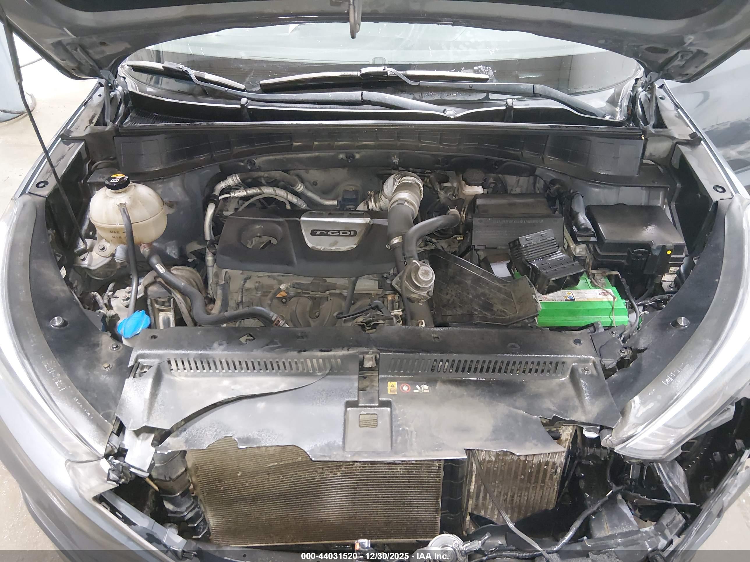 HYUNDAI TUCSON image 10
