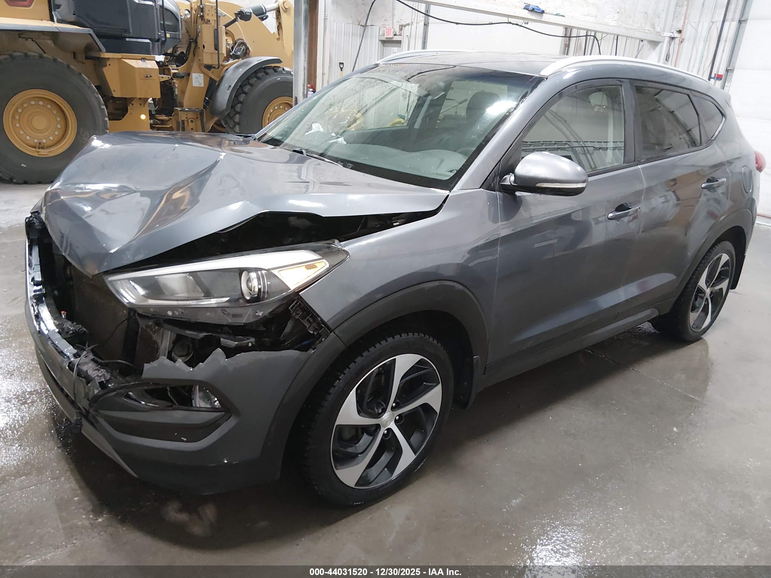 HYUNDAI TUCSON image 2