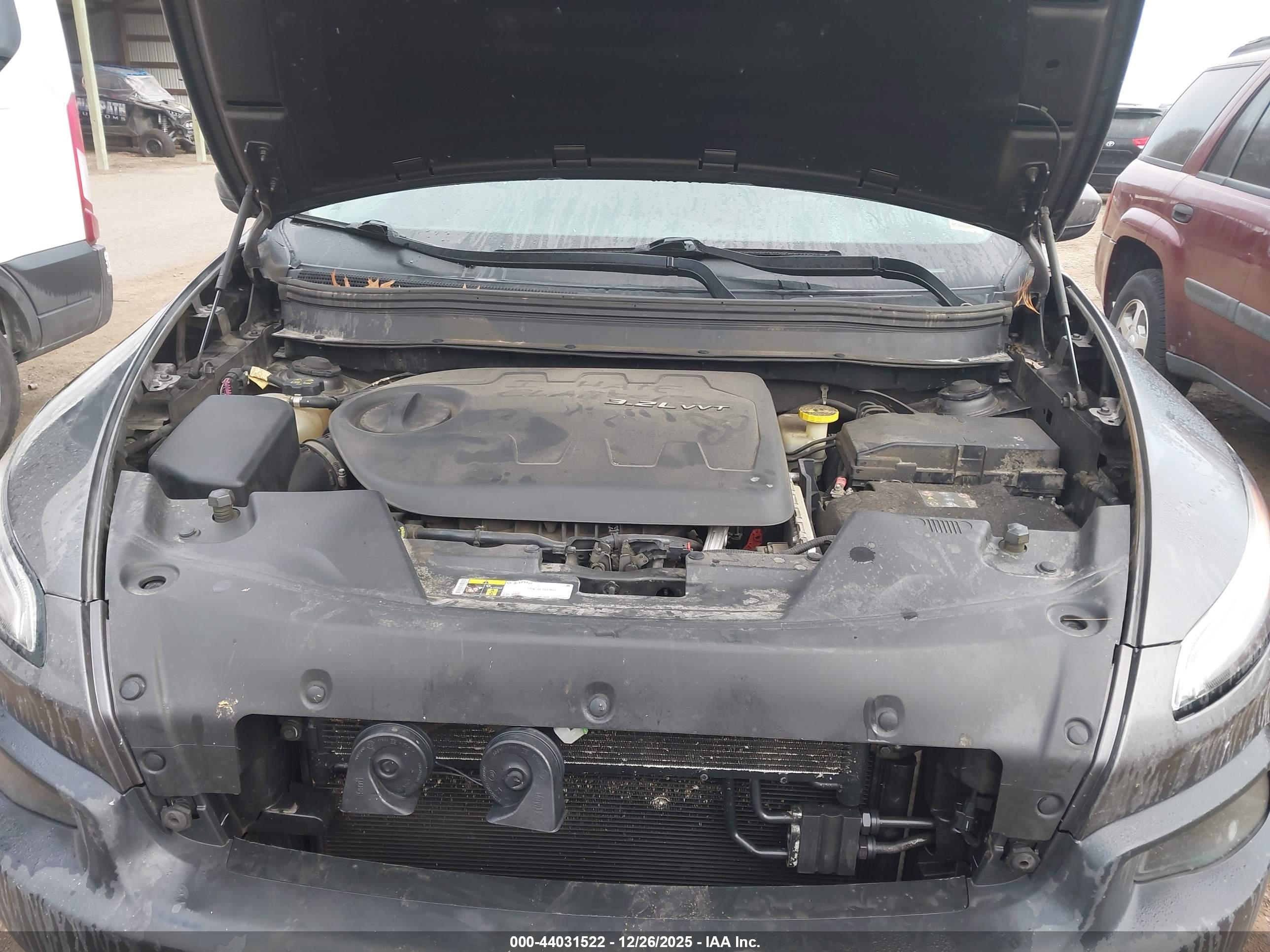JEEP CHEROKEE image 10