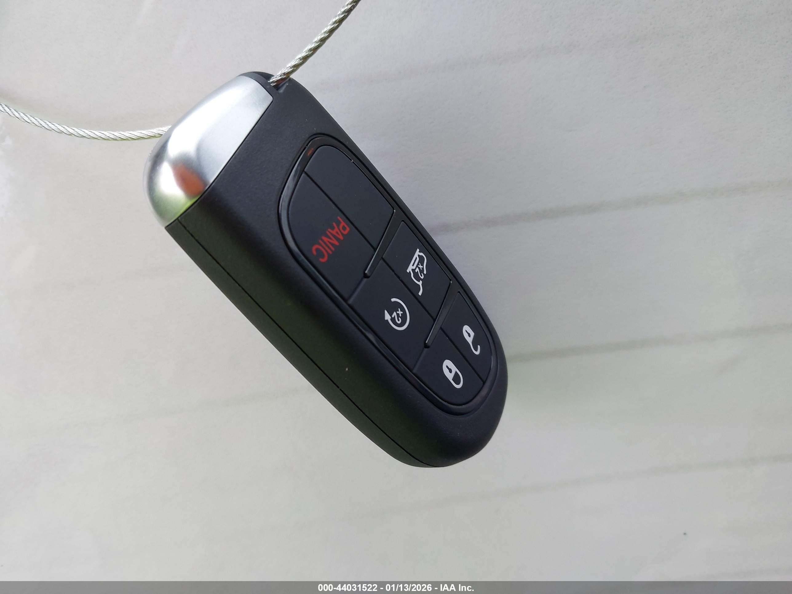 JEEP CHEROKEE image 11