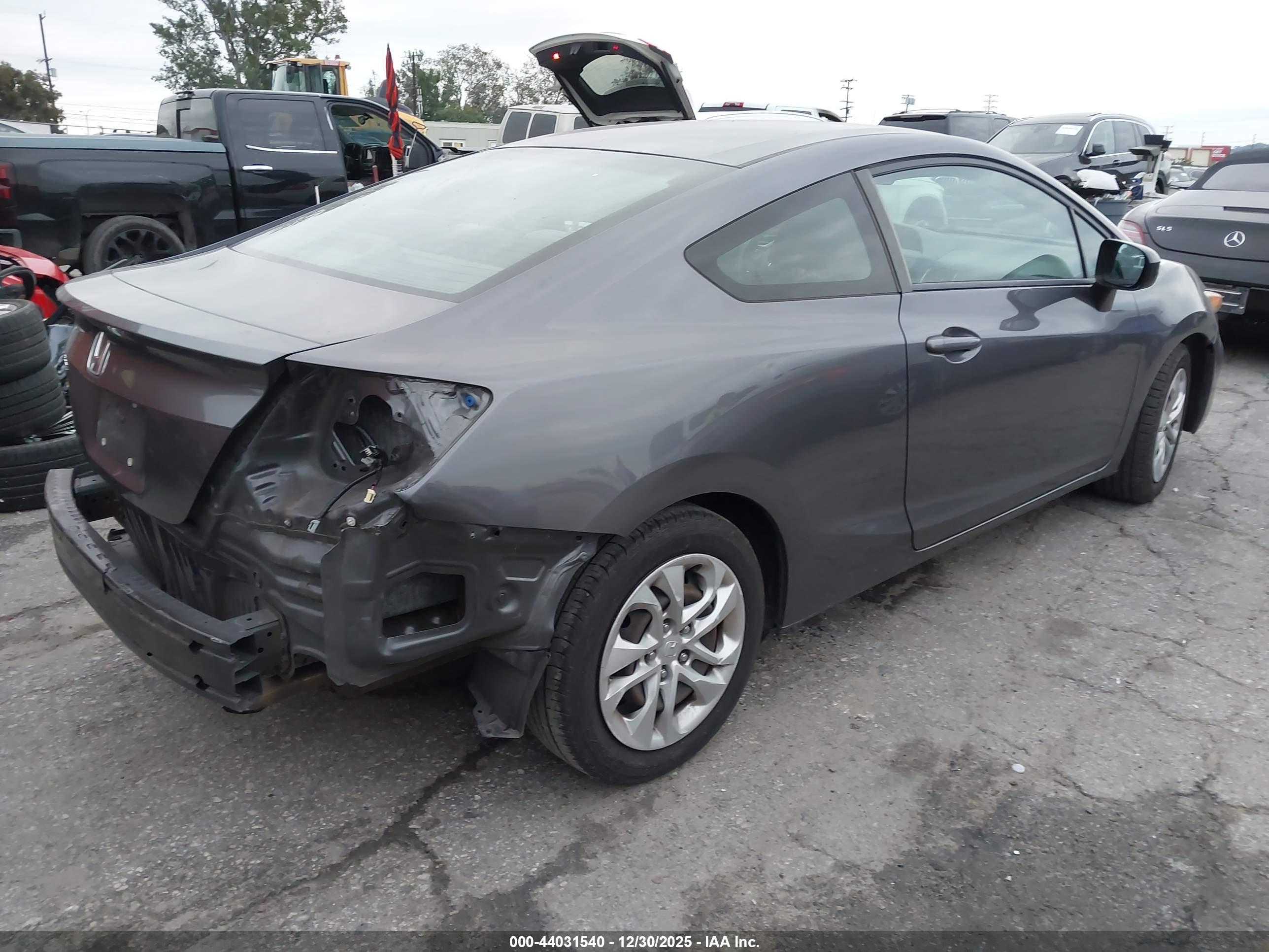 HONDA CIVIC image 4