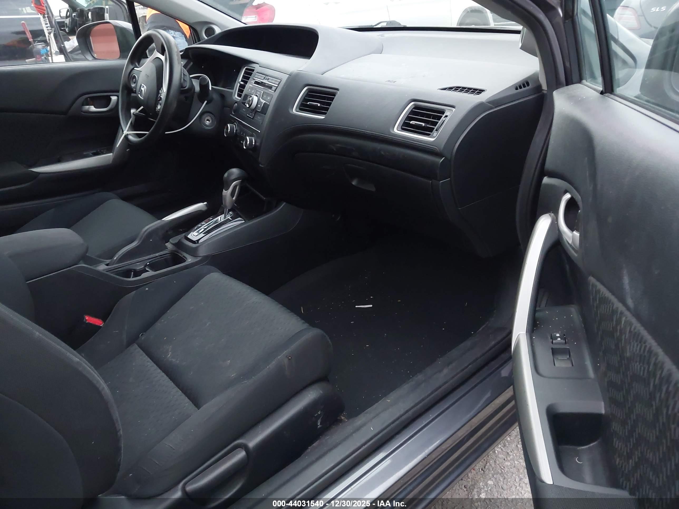 HONDA CIVIC image 5