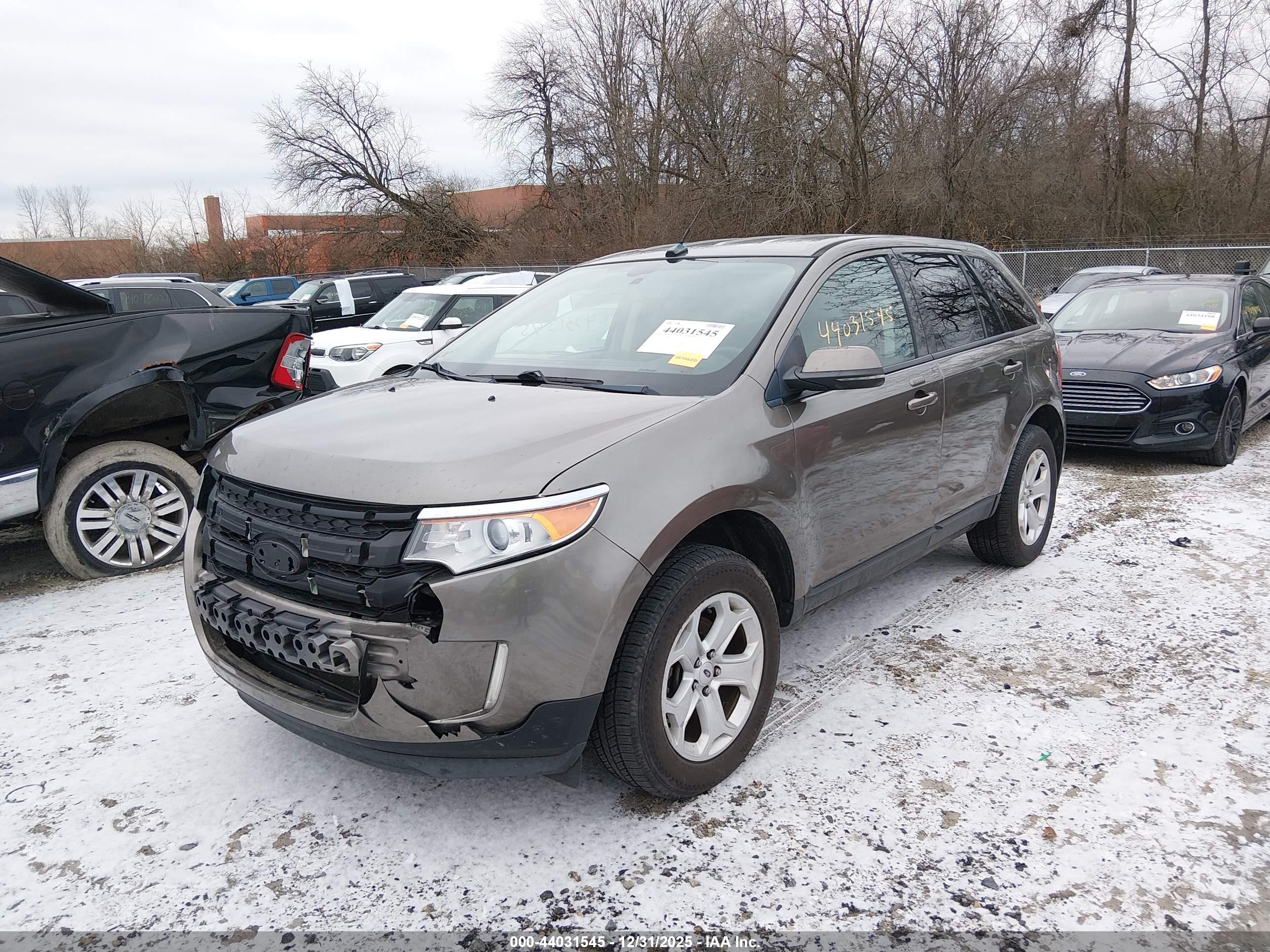 FORD EDGE image 2