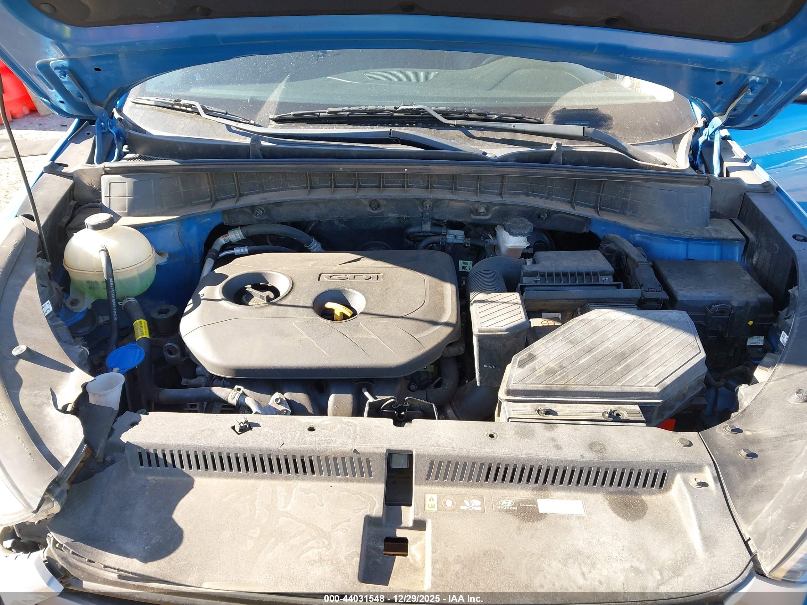 HYUNDAI TUCSON image 10