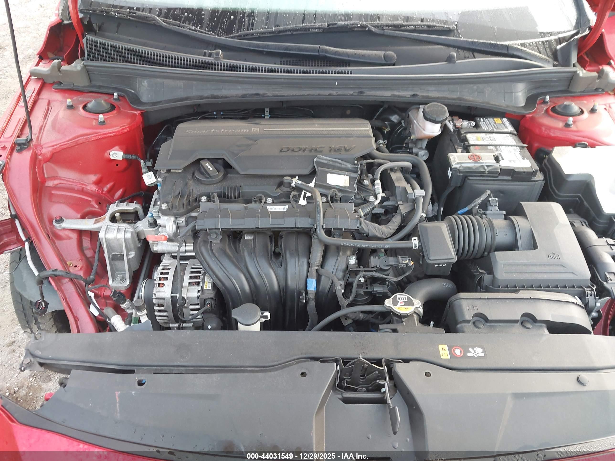HYUNDAI ELANTRA image 10