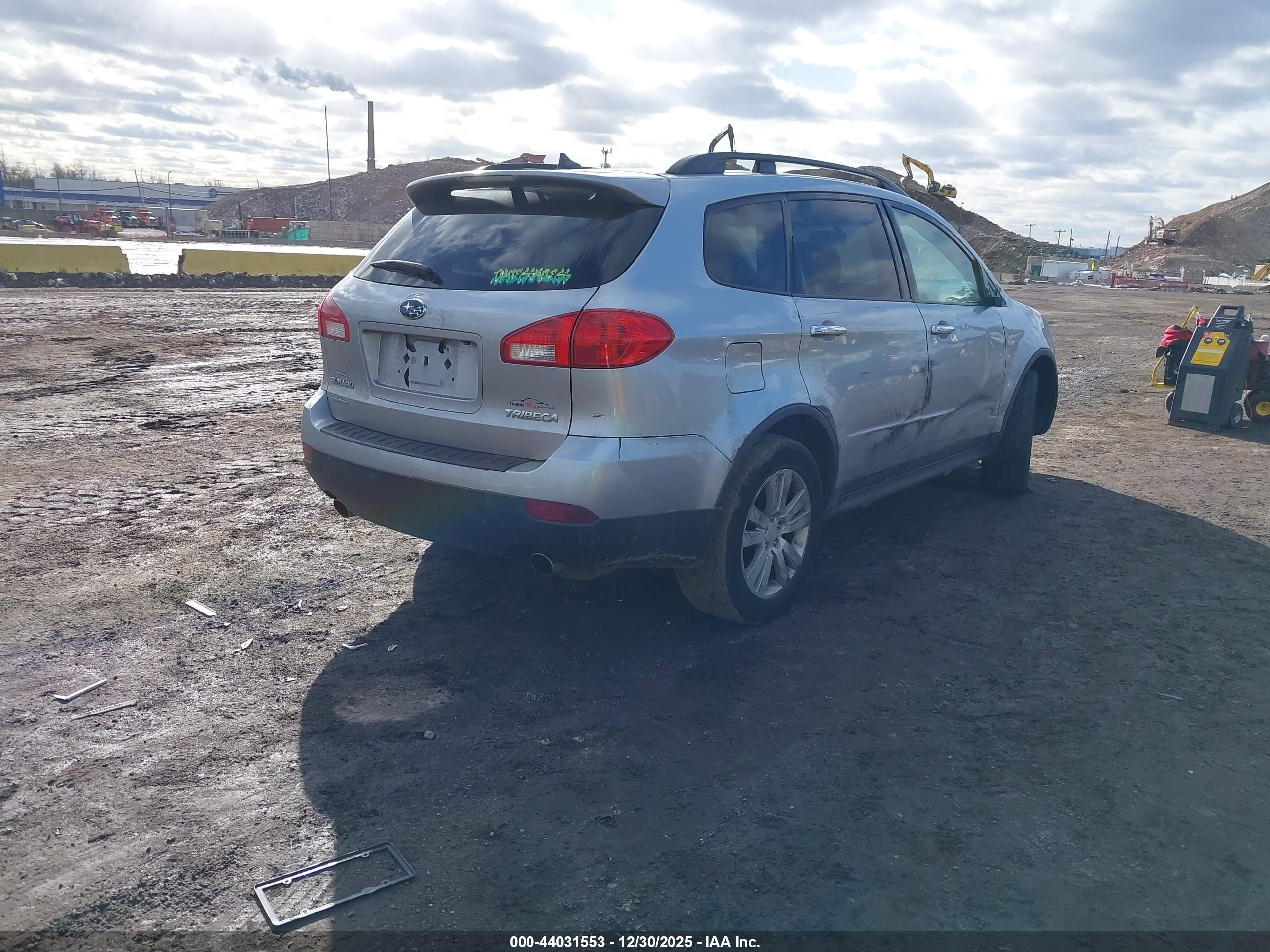 SUBARU TRIBECA image 4
