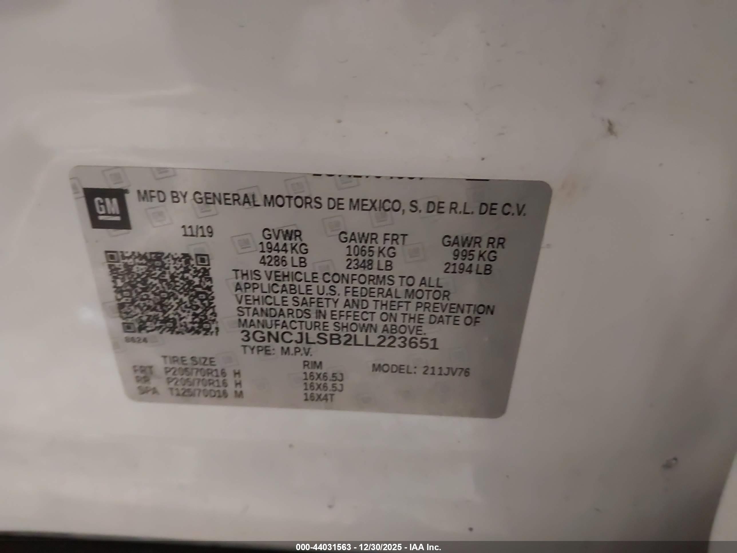 CHEVROLET TRAX image 9