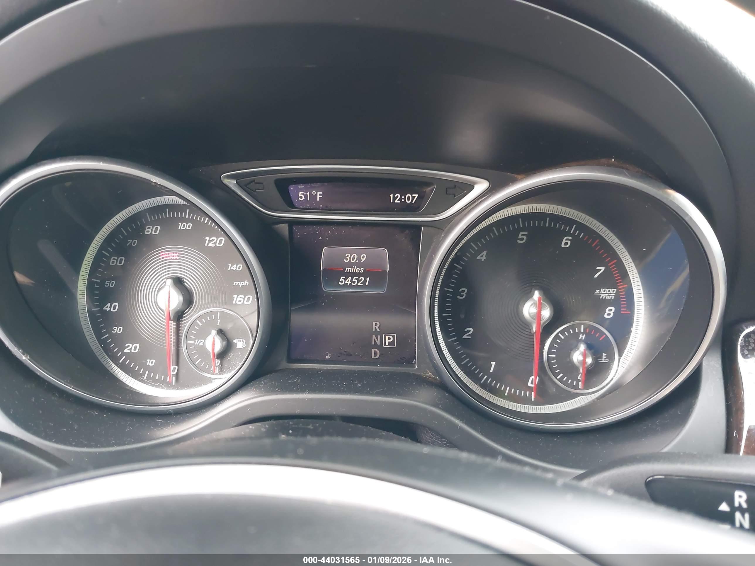 MERCEDES-BENZ CLA image 7