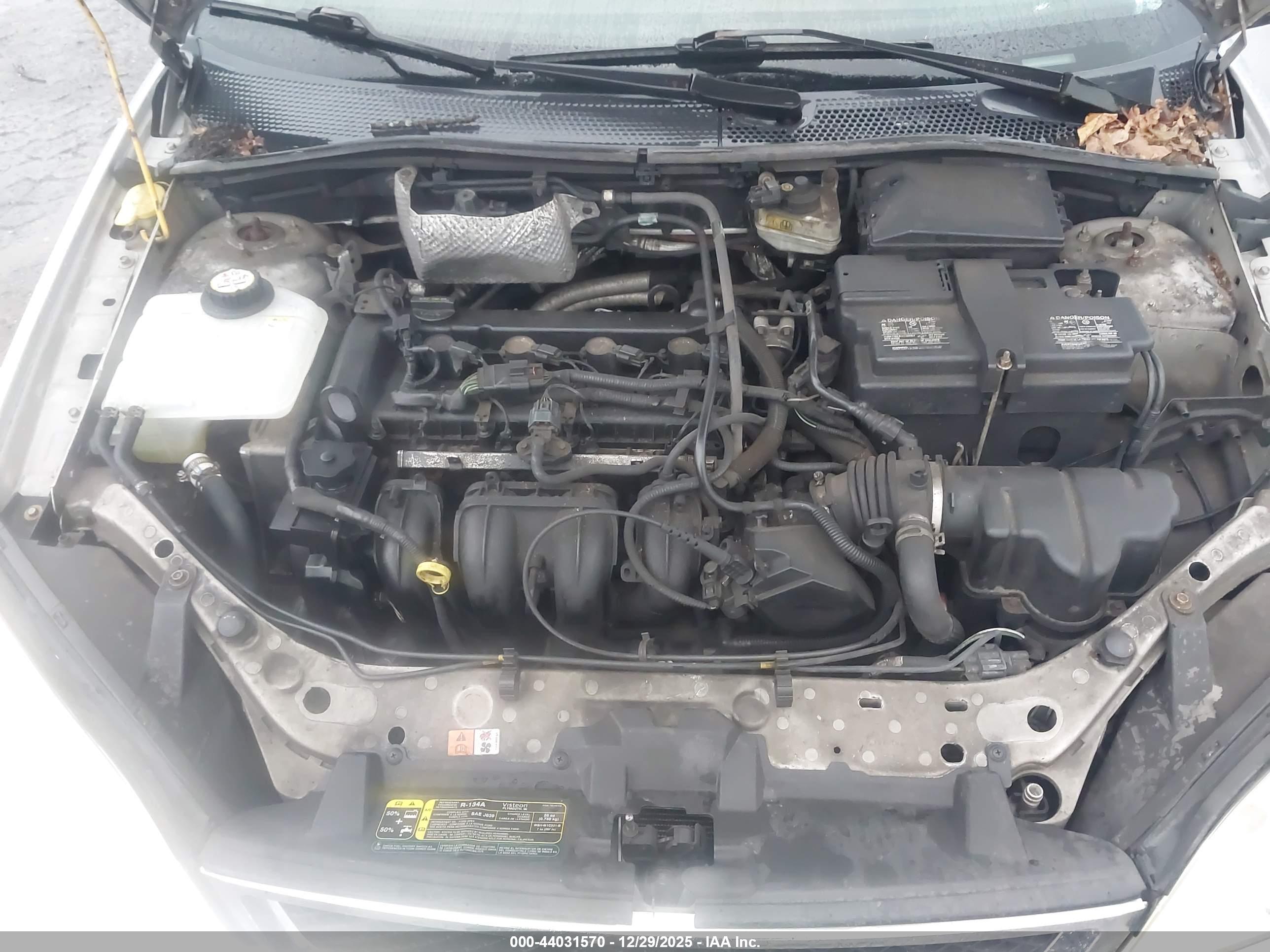 FORD FOCUS image 10