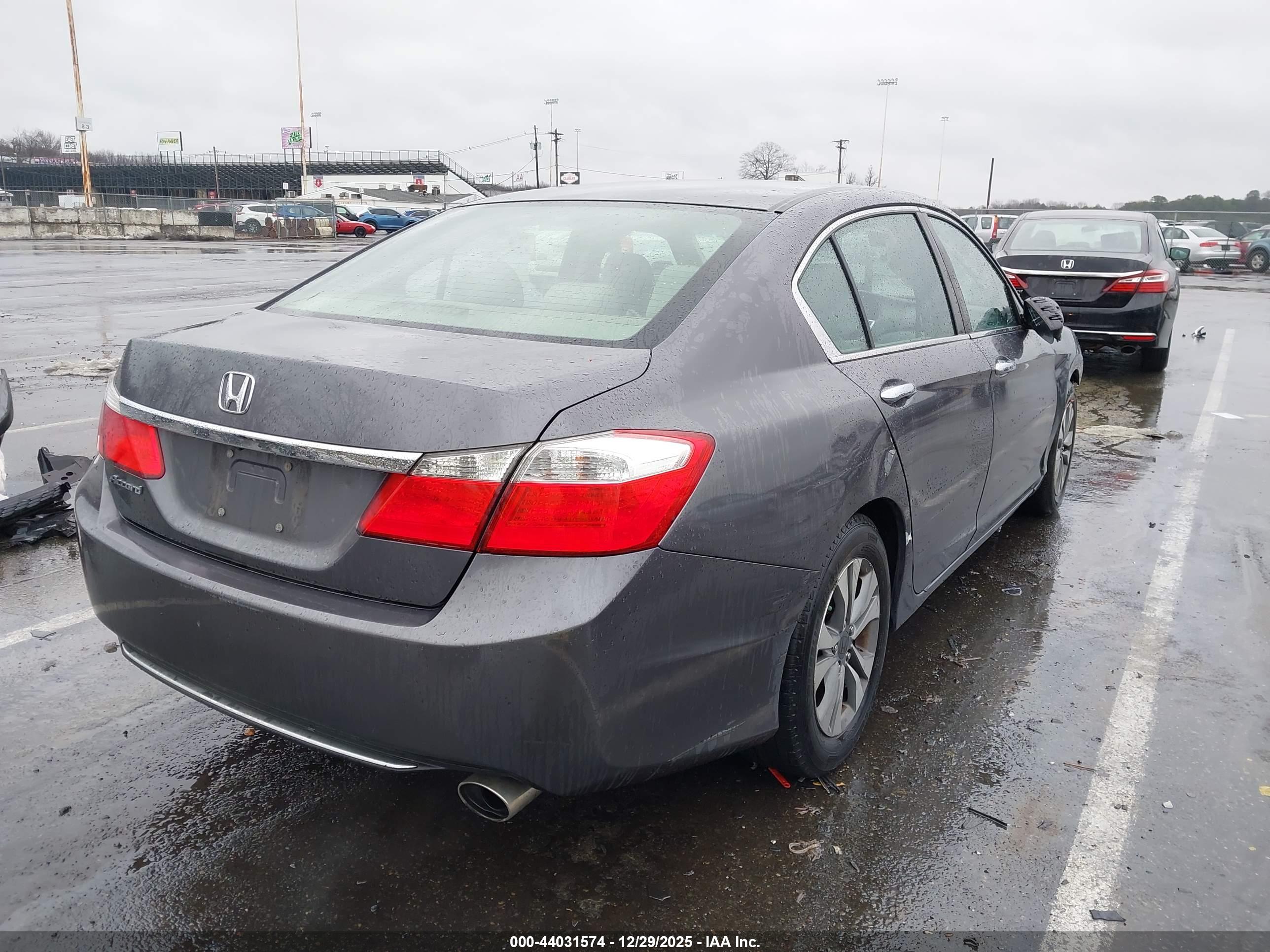 HONDA ACCORD image 4