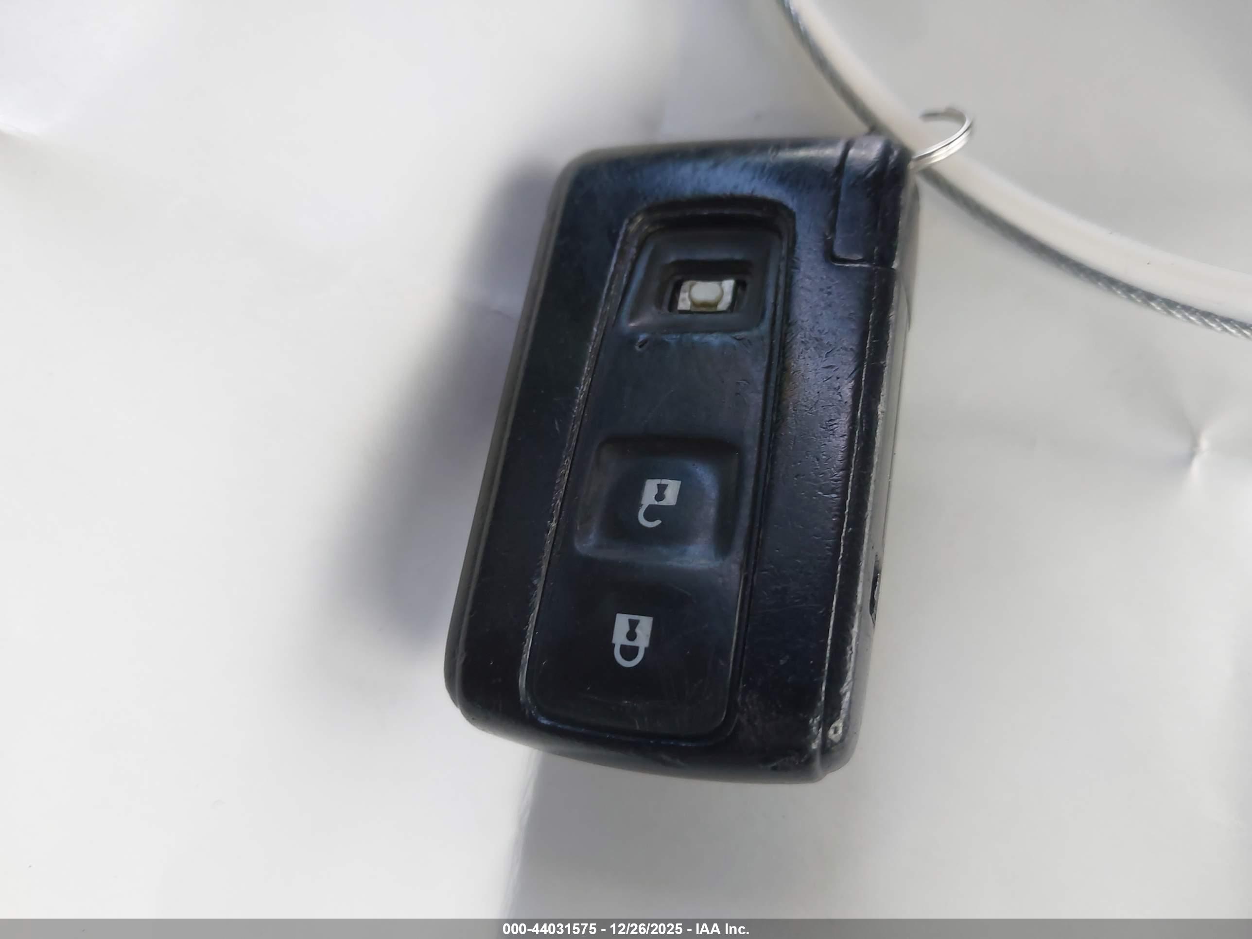 TOYOTA PRIUS image 11