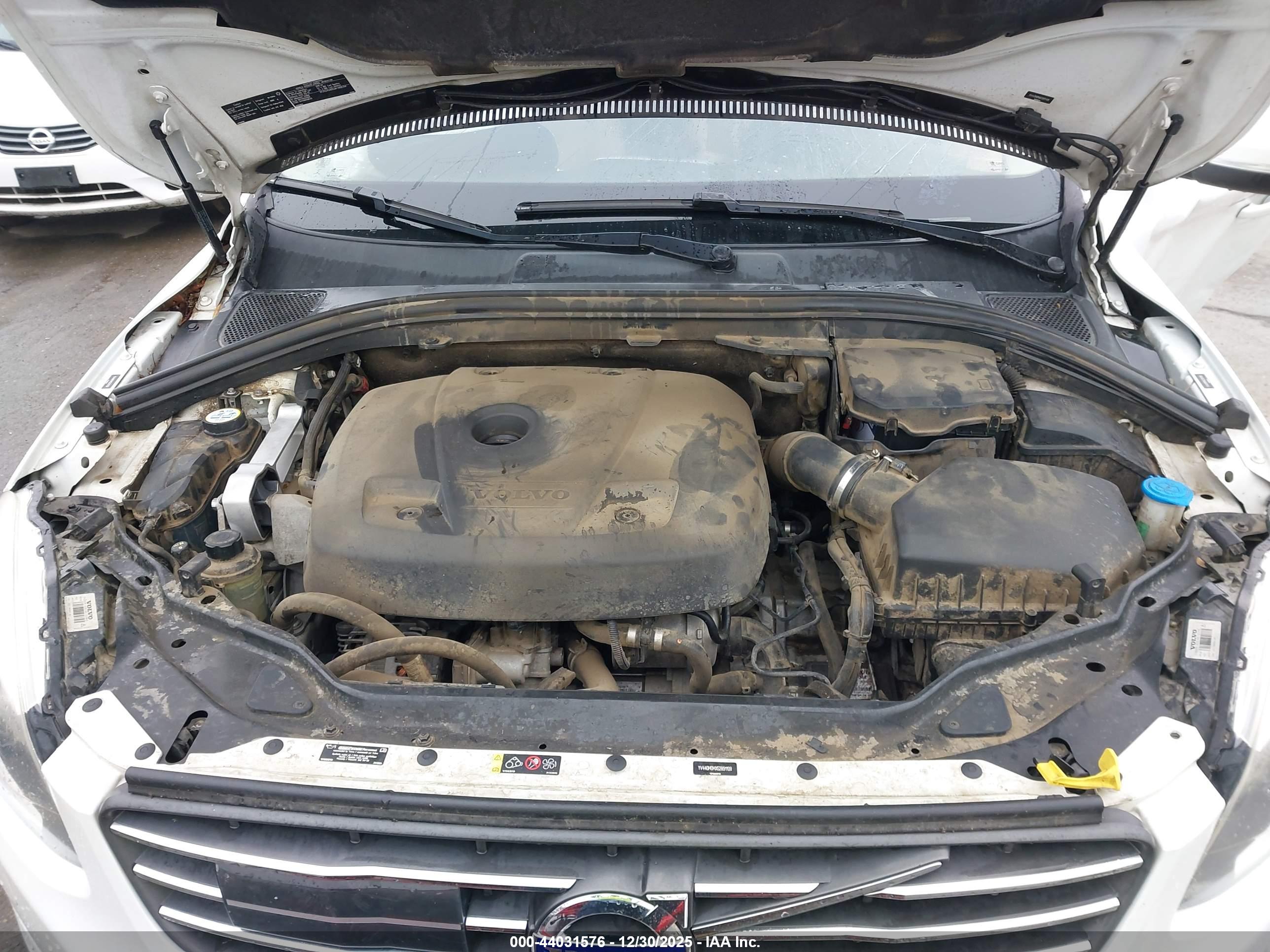 VOLVO XC60 image 10