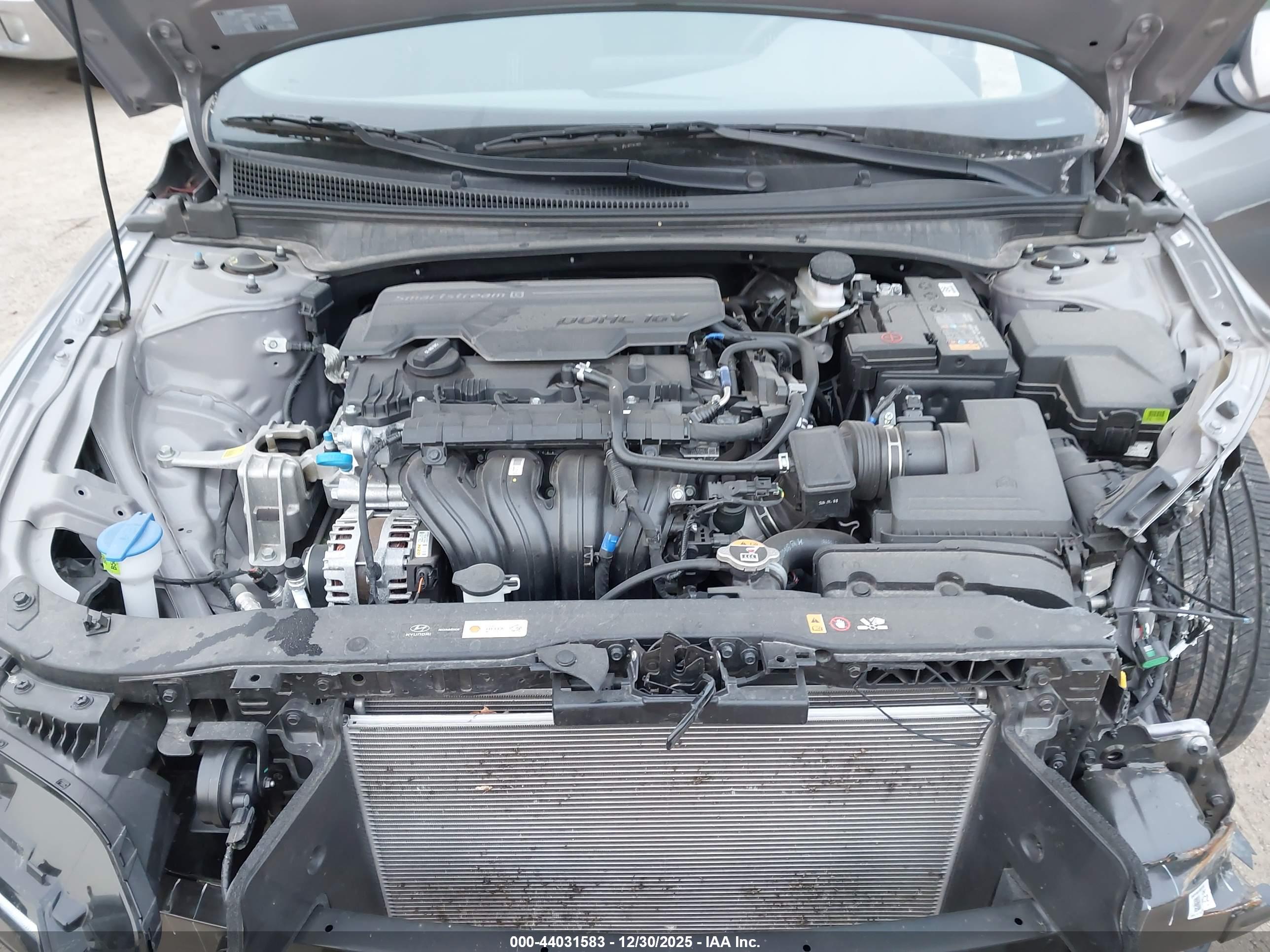 HYUNDAI ELANTRA image 10