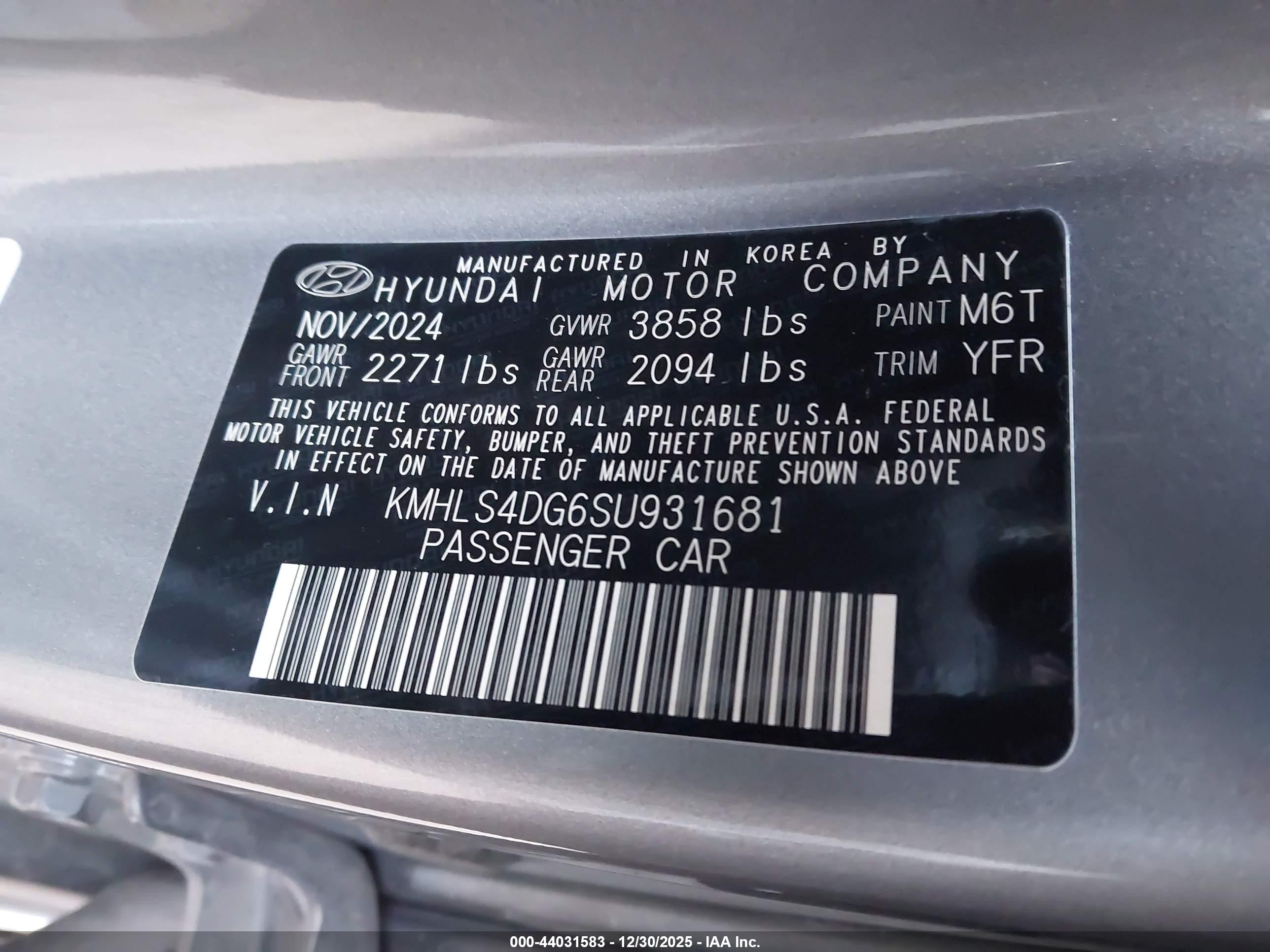 HYUNDAI ELANTRA image 9
