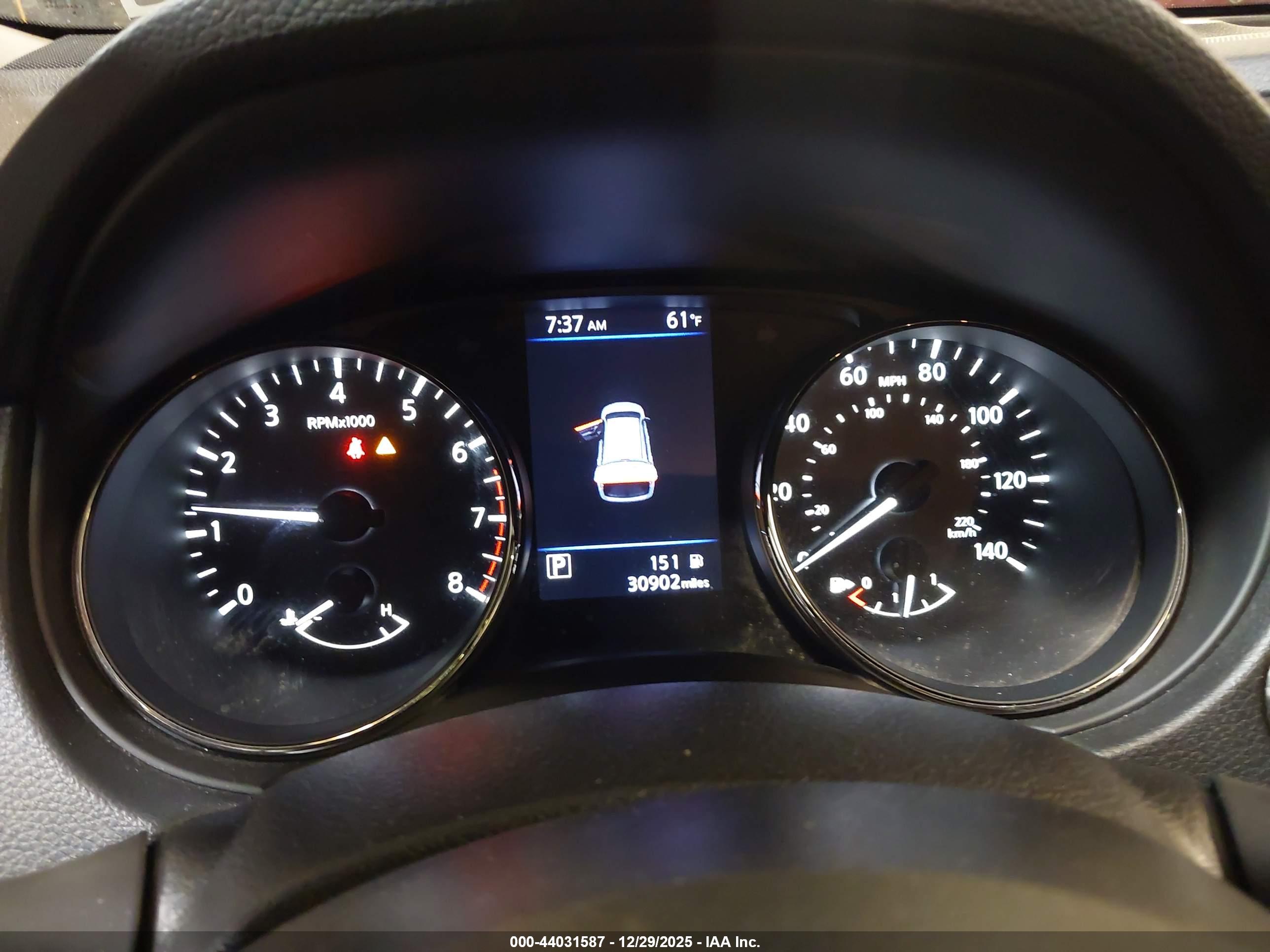 NISSAN ROGUE image 7