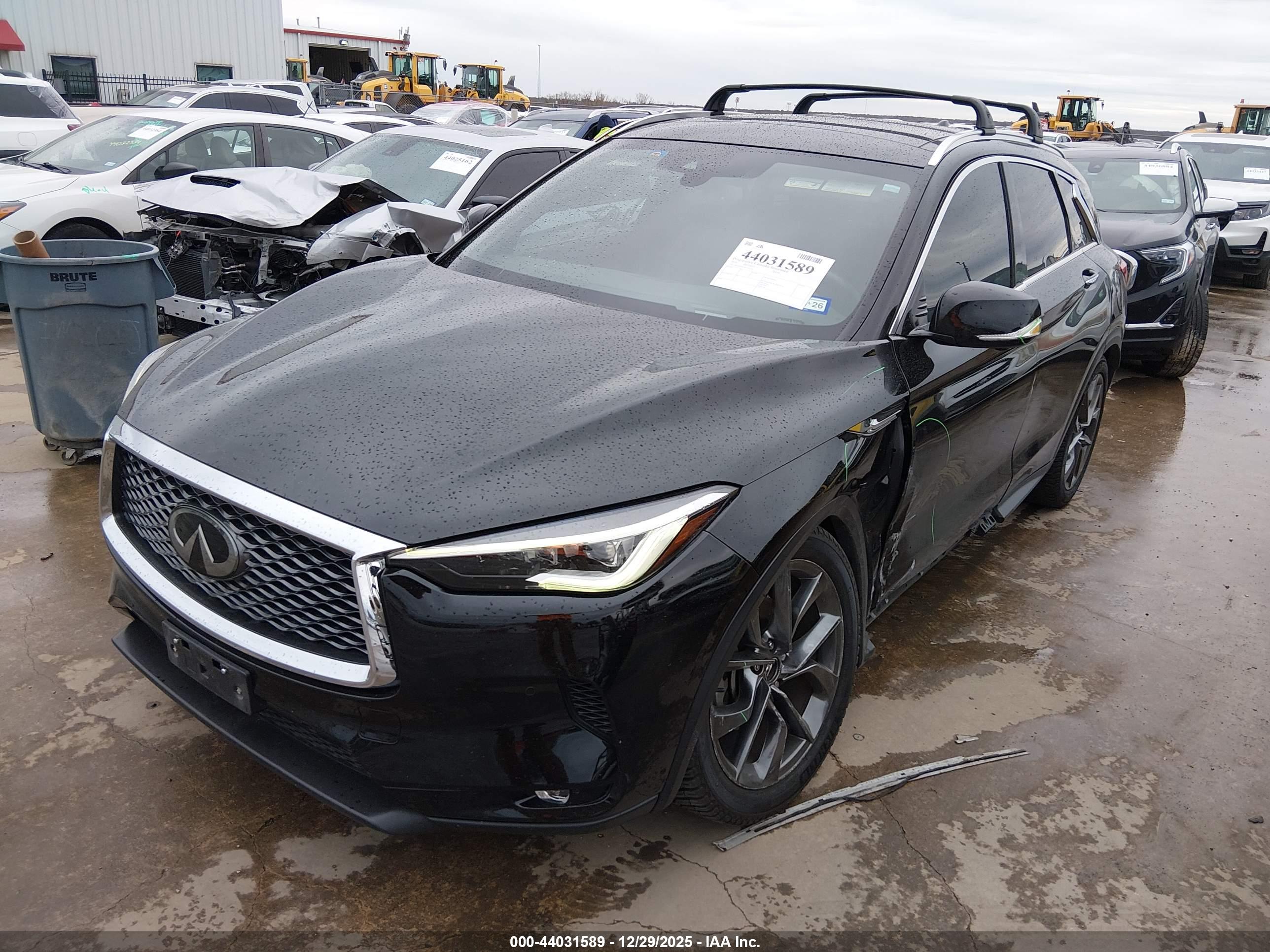 INFINITI QX50 image 2
