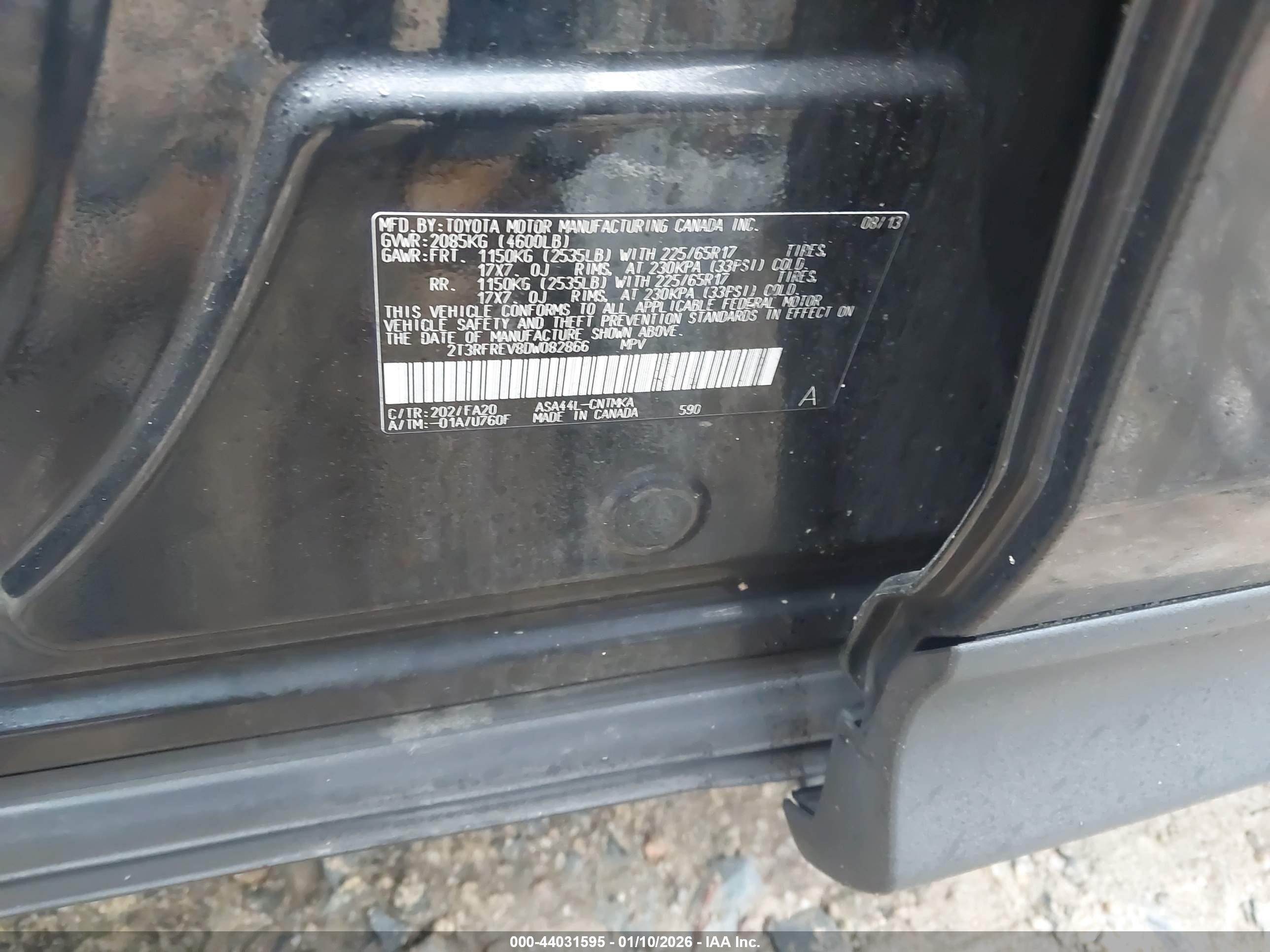 TOYOTA RAV4 image 9