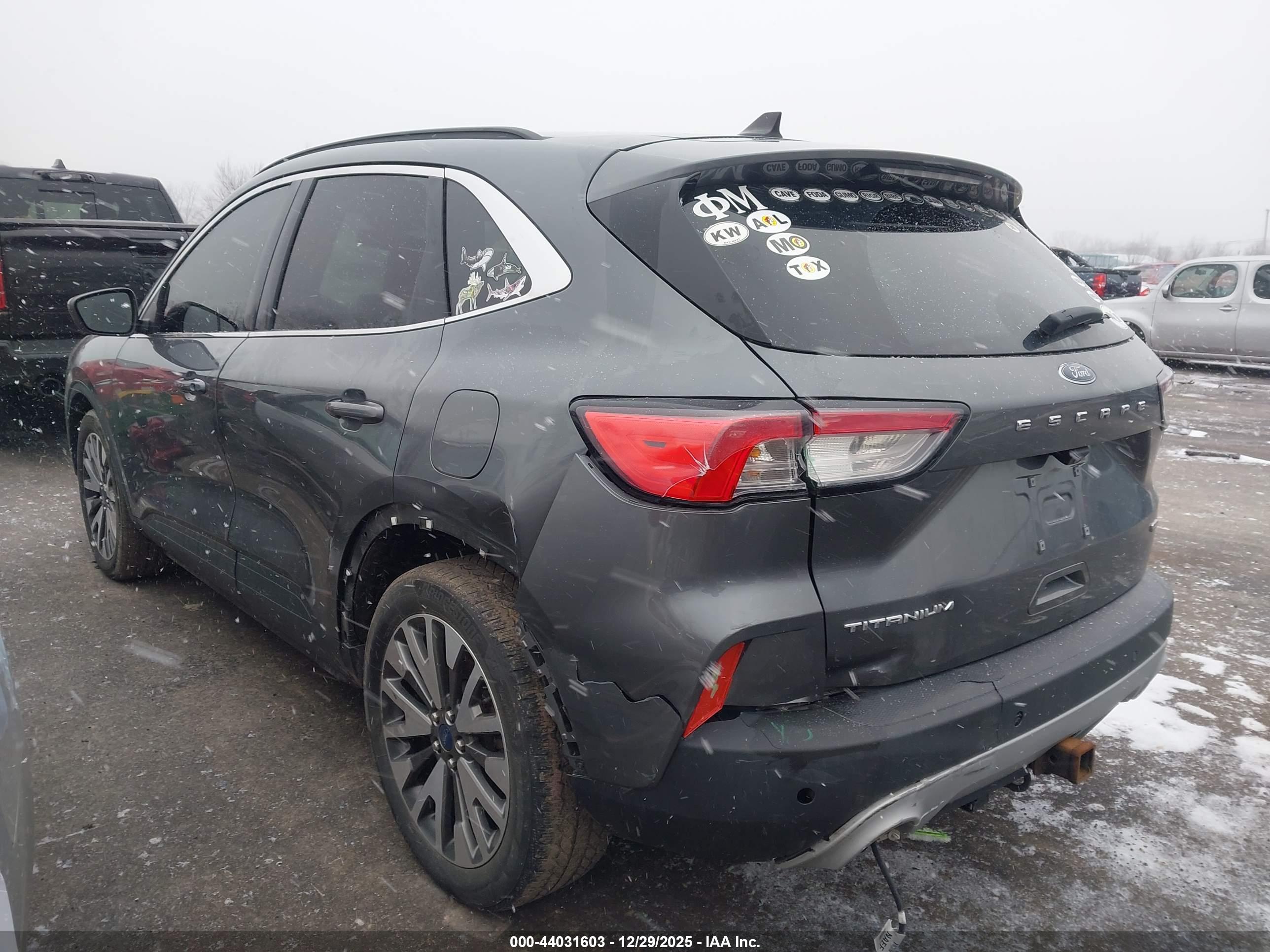 FORD ESCAPE image 6