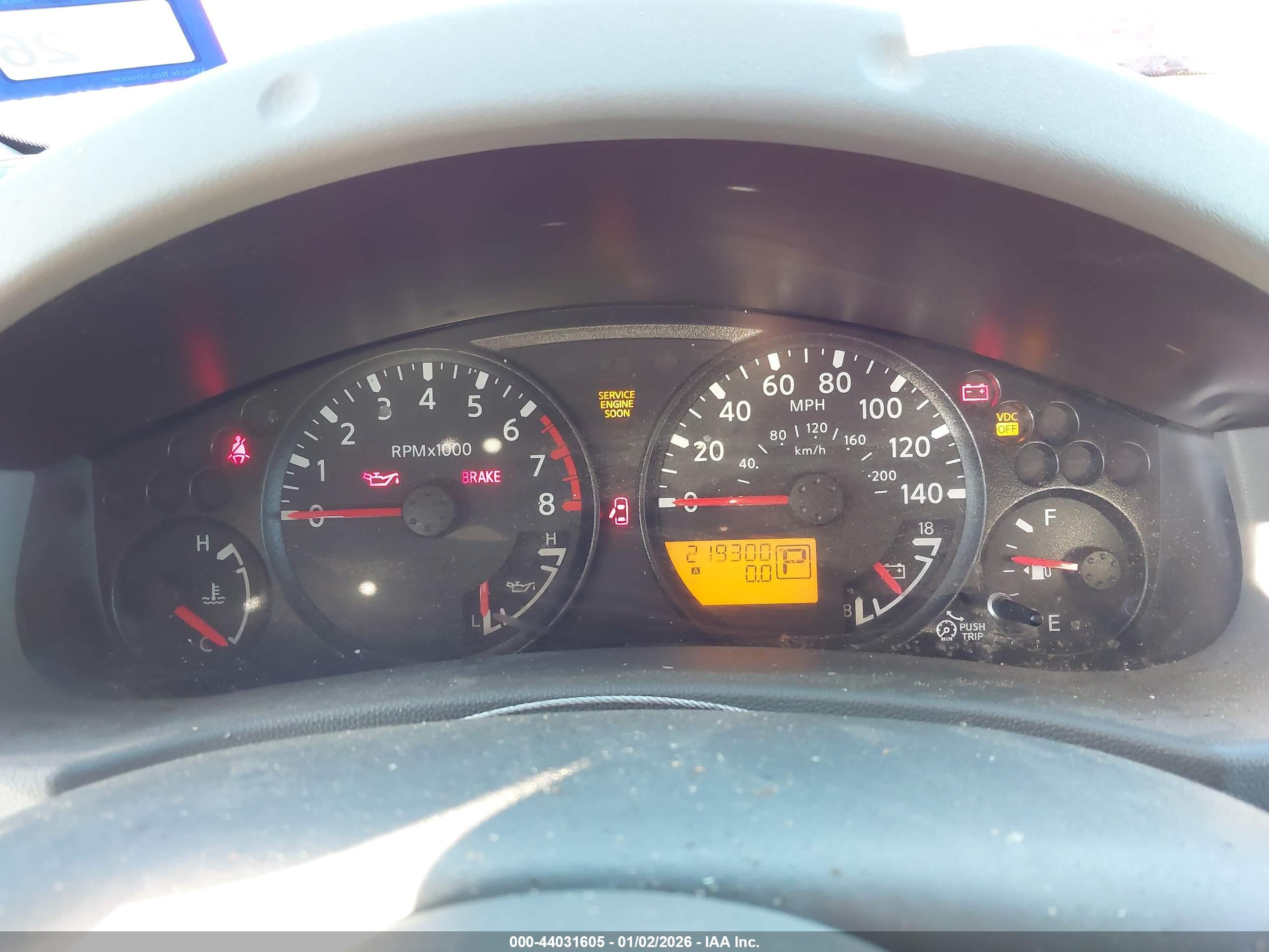 NISSAN FRONTIER image 7