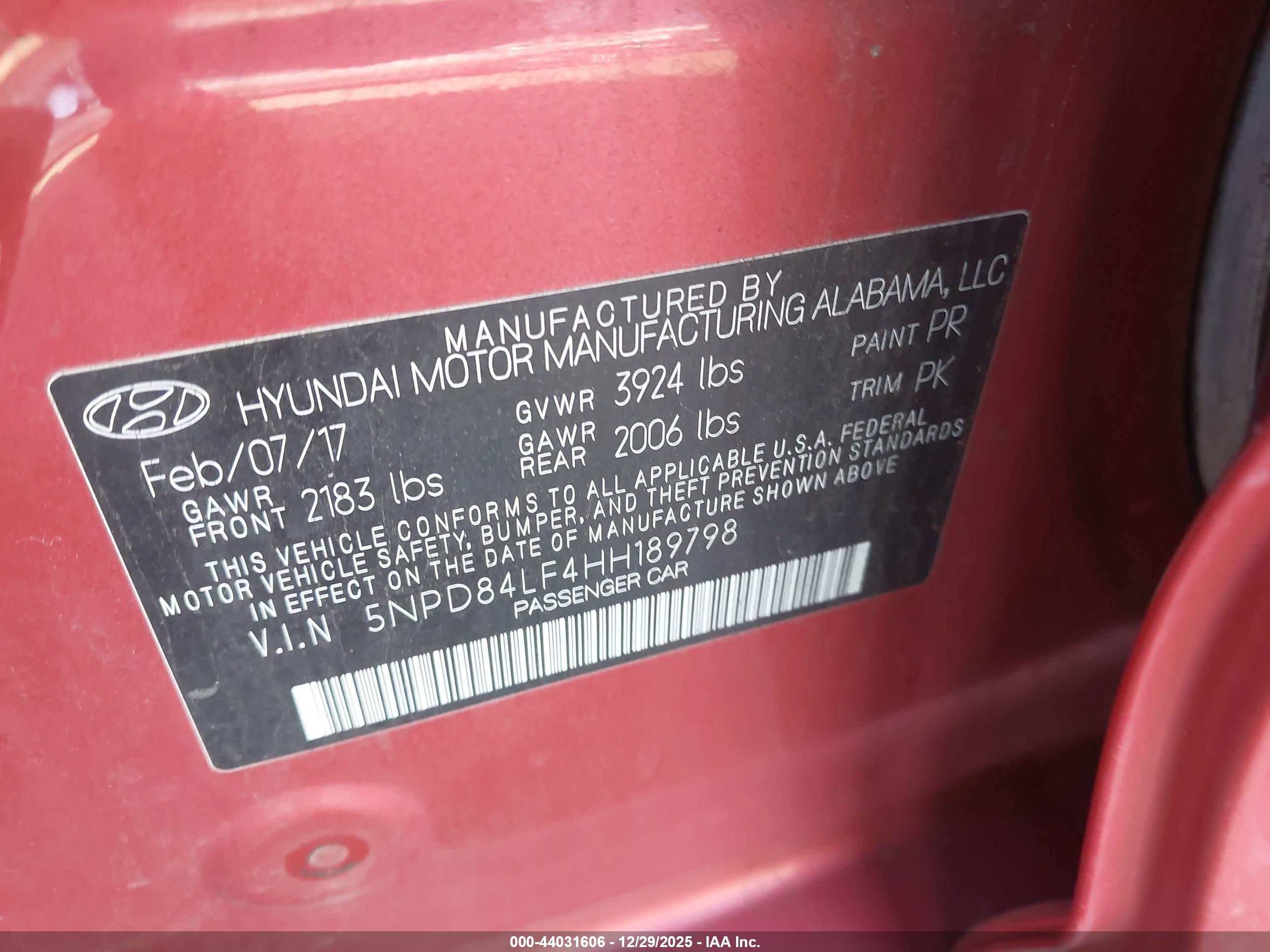 HYUNDAI ELANTRA image 9