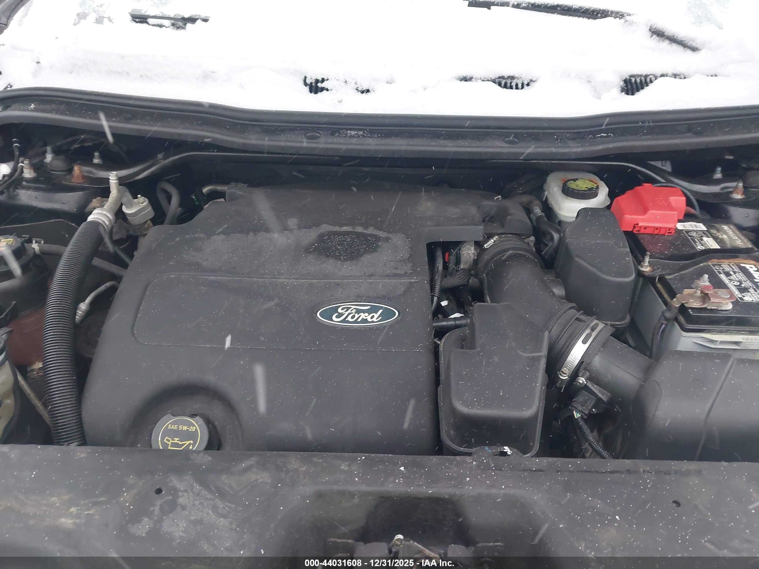 FORD EXPLORER image 10