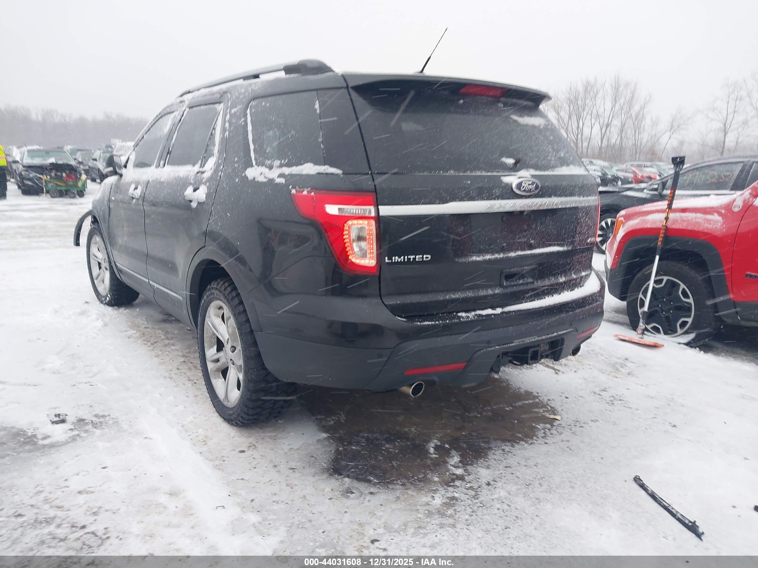 FORD EXPLORER image 3