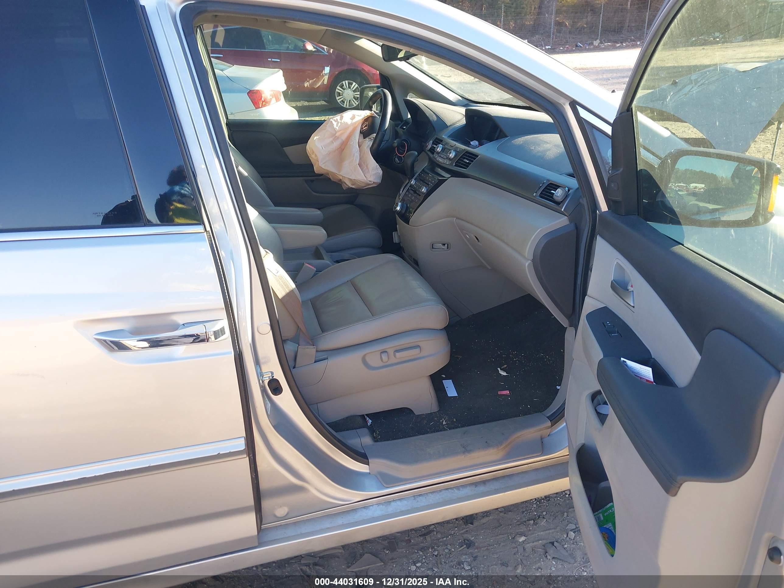 HONDA ODYSSEY image 5