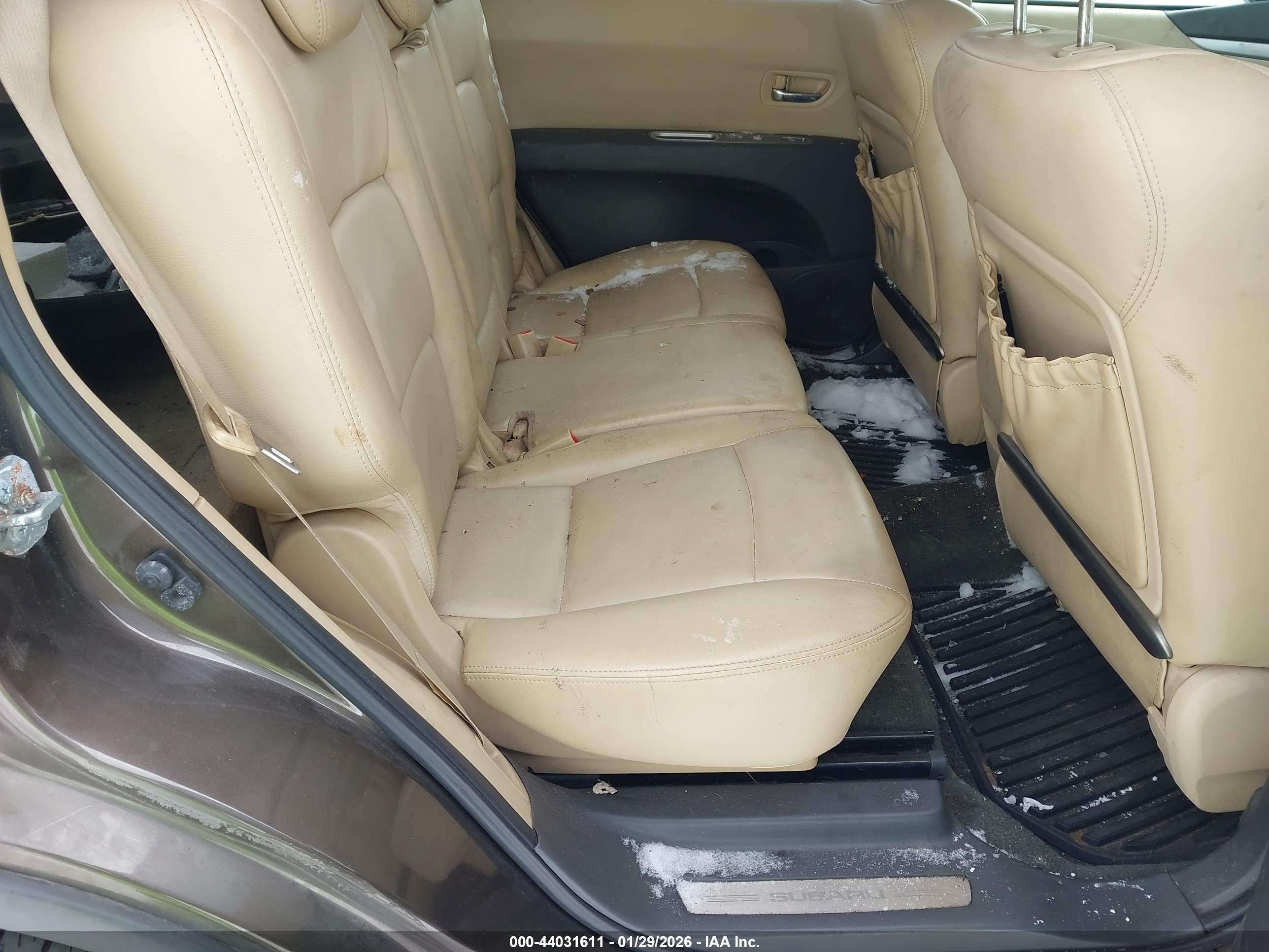 SUBARU TRIBECA image 8