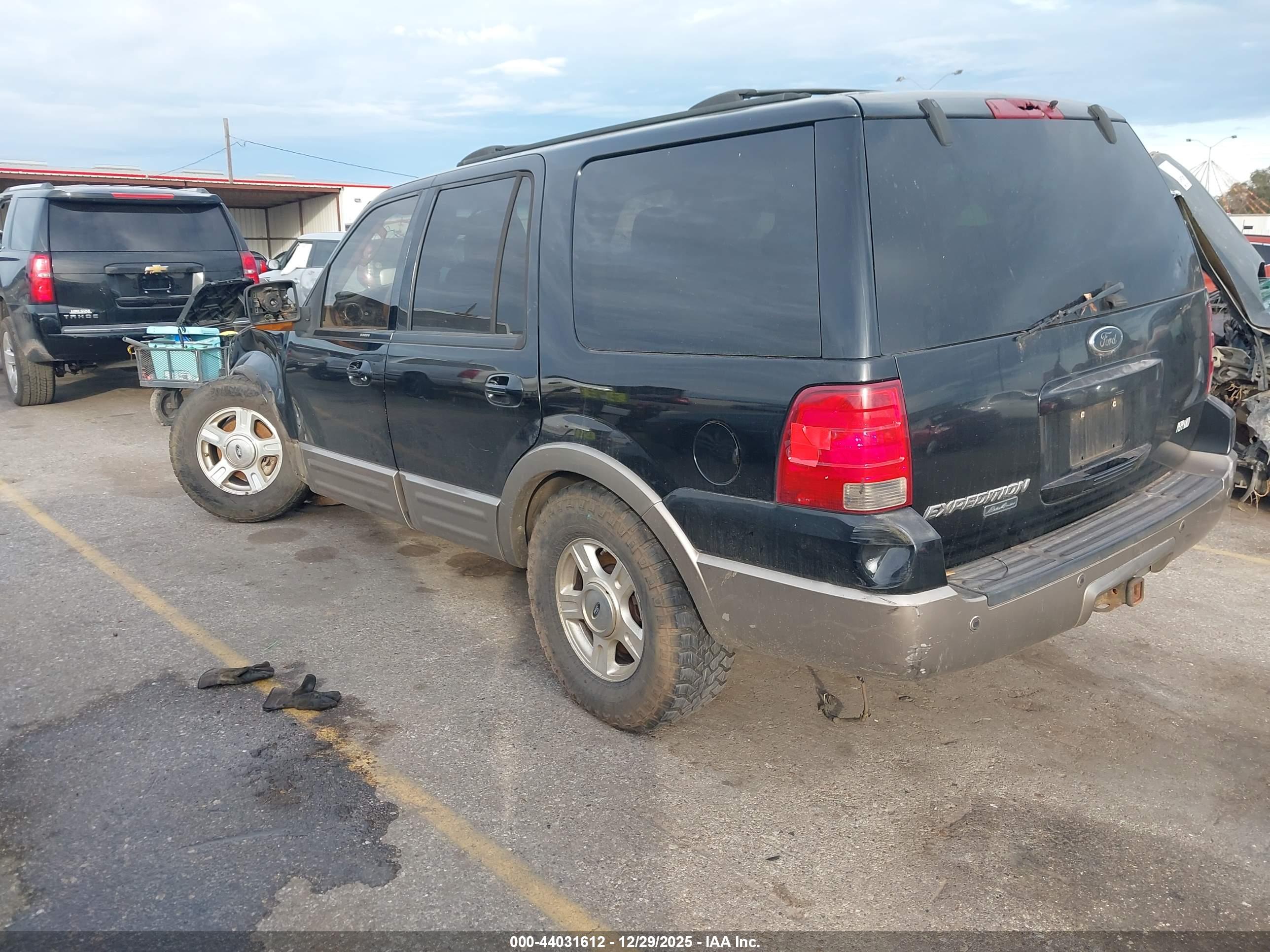 FORD EXPEDITION image 3