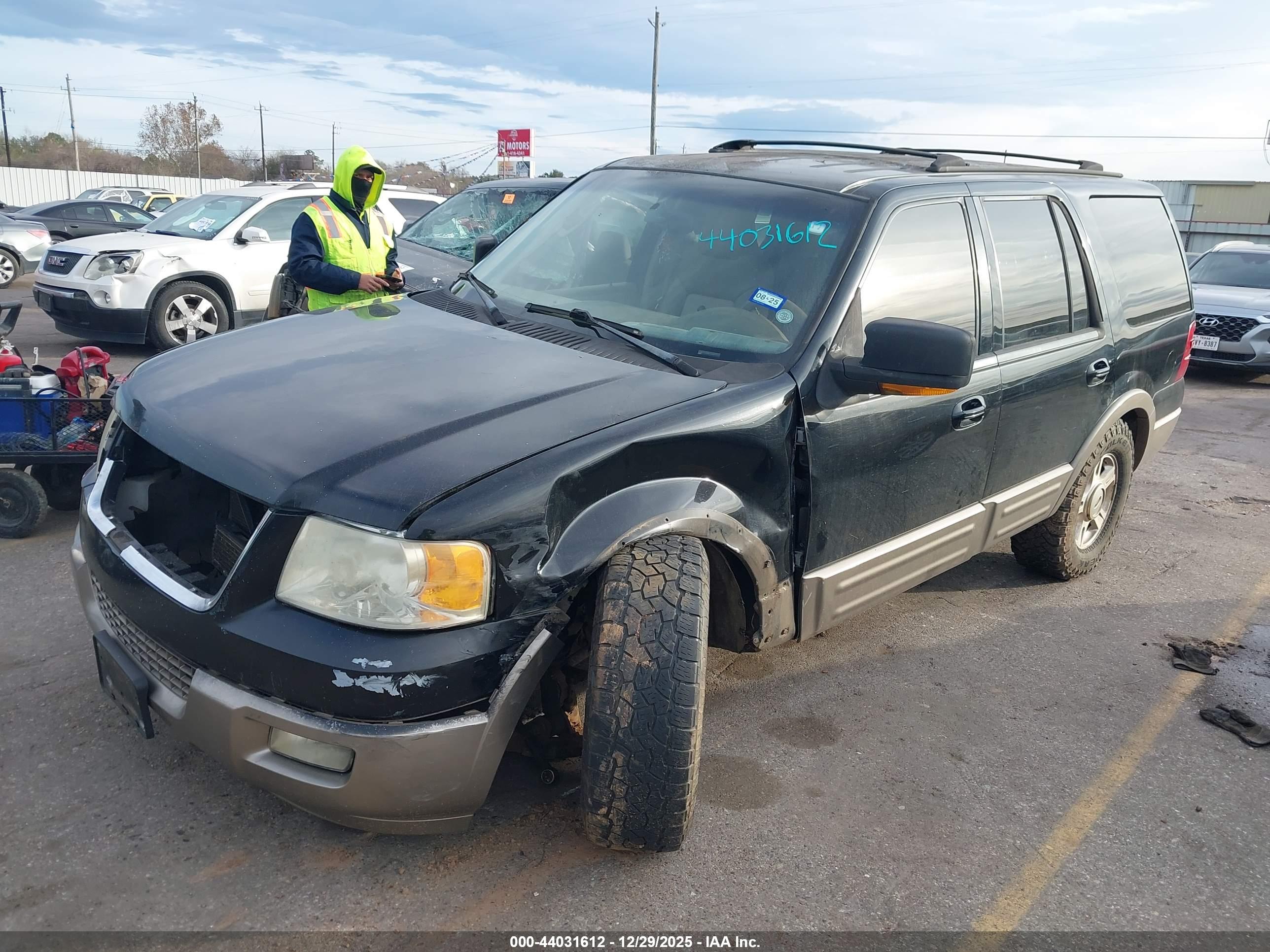 FORD EXPEDITION image 6