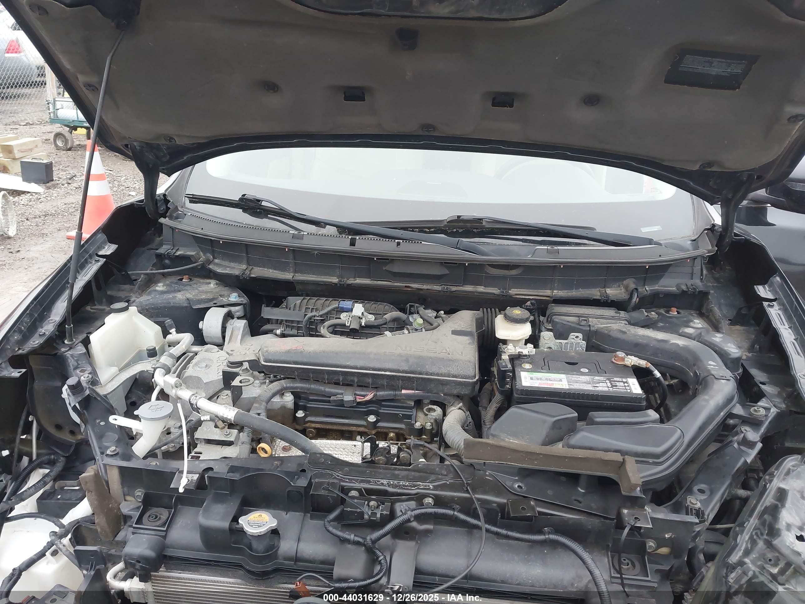 NISSAN ROGUE image 10