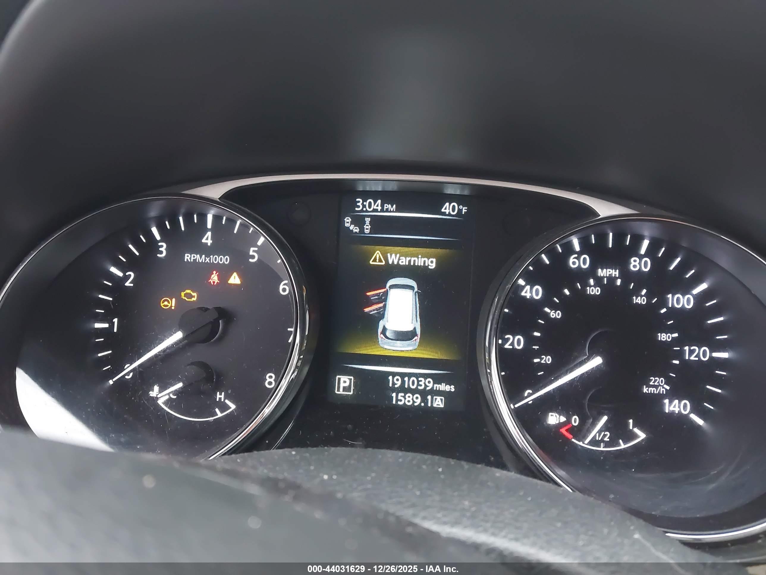NISSAN ROGUE image 7