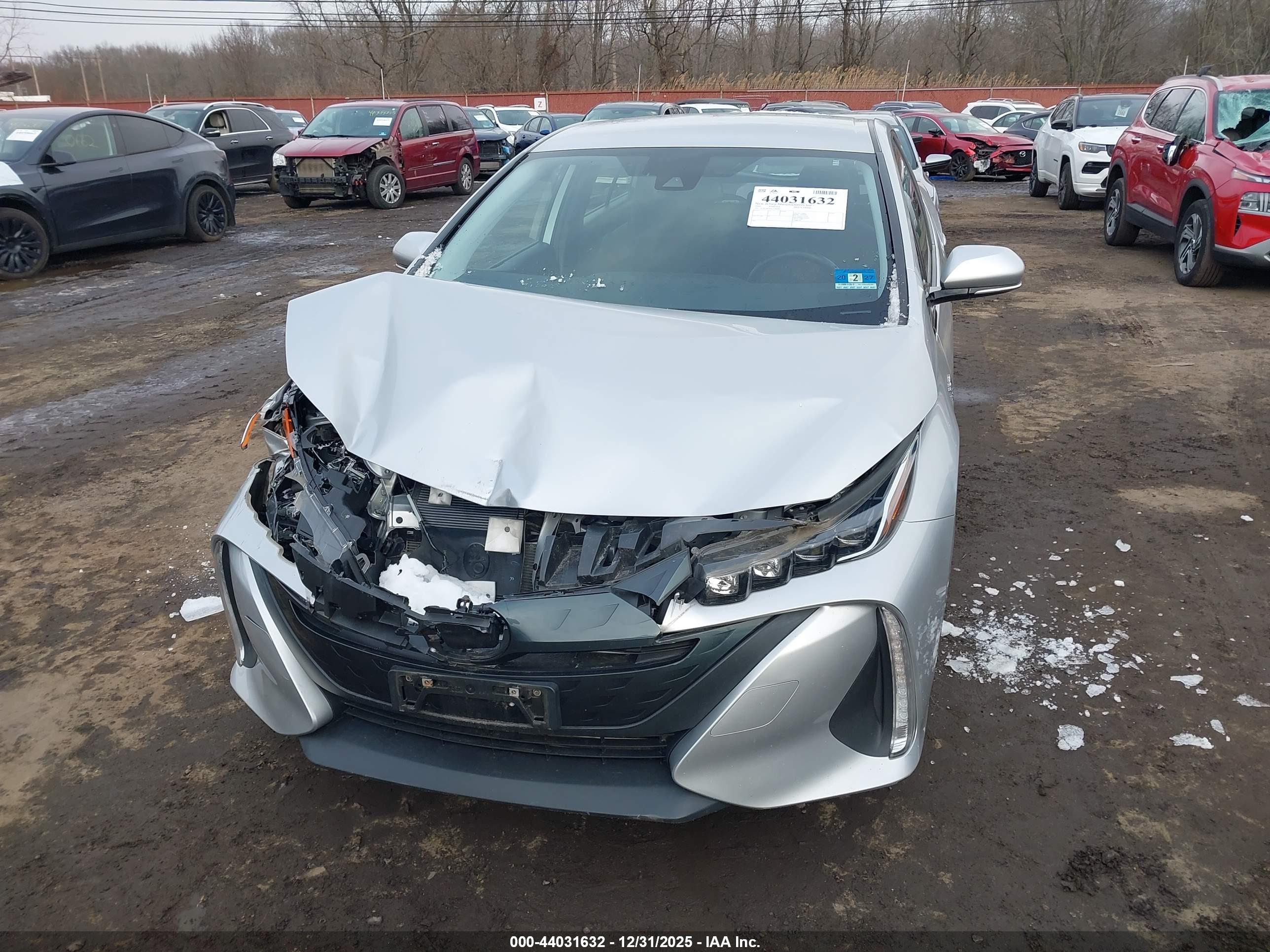 TOYOTA PRIUS image 6
