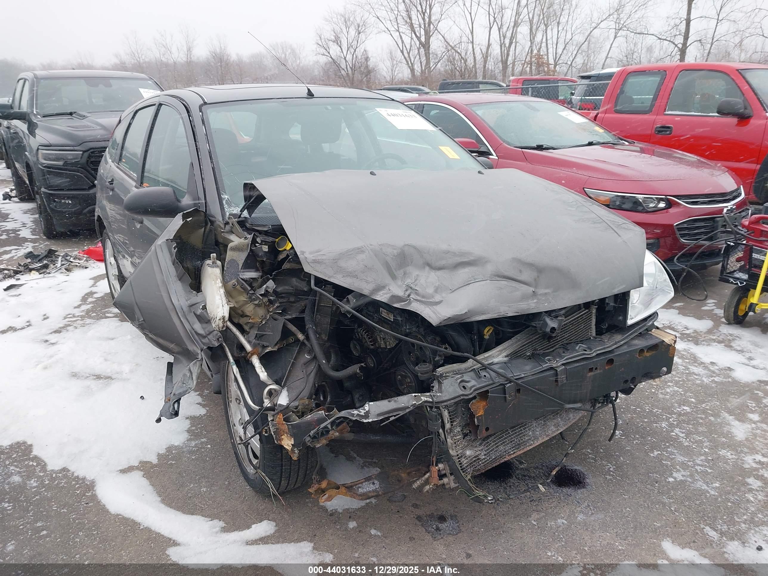 FORD FOCUS image 6