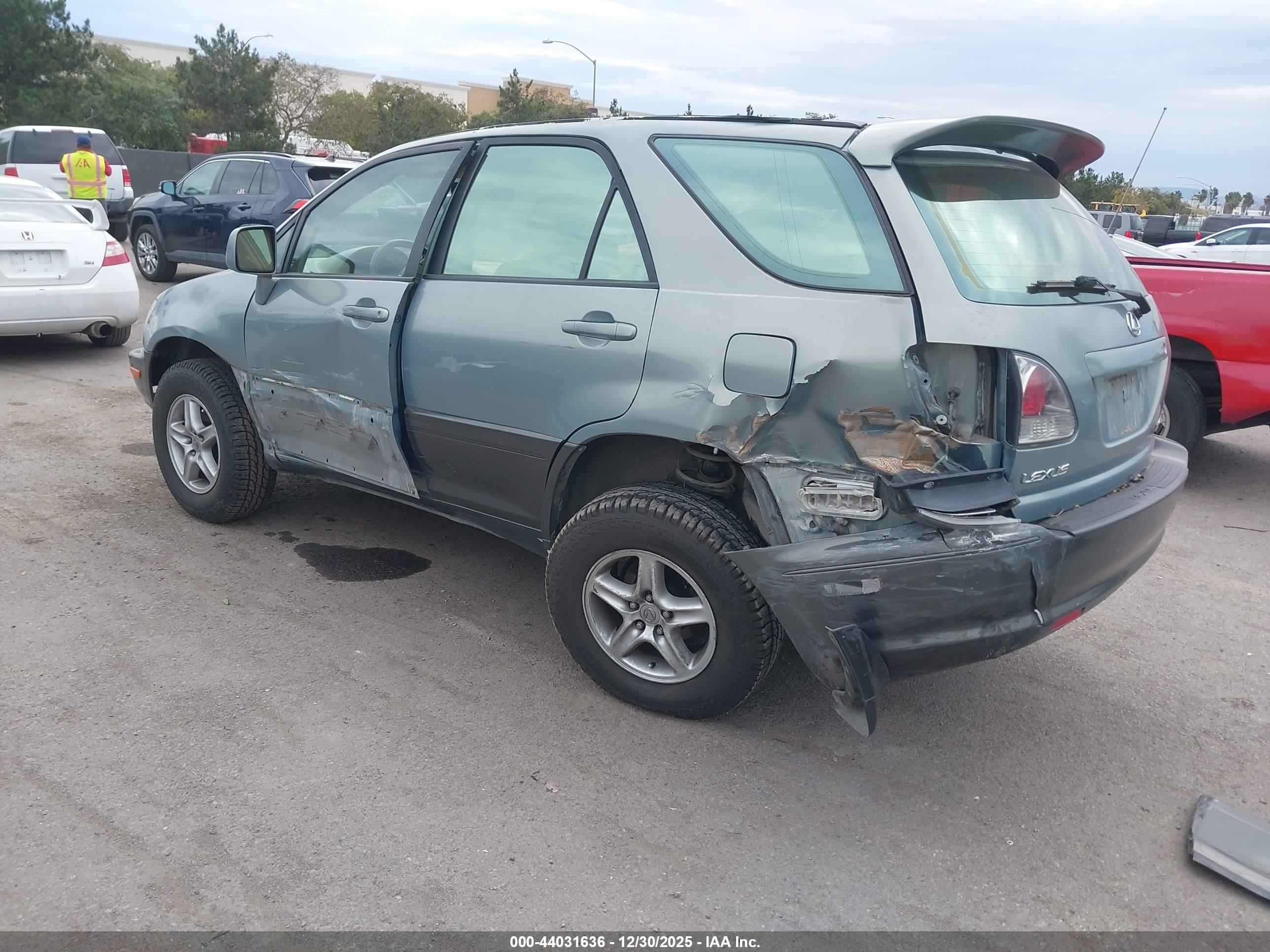LEXUS RX image 3