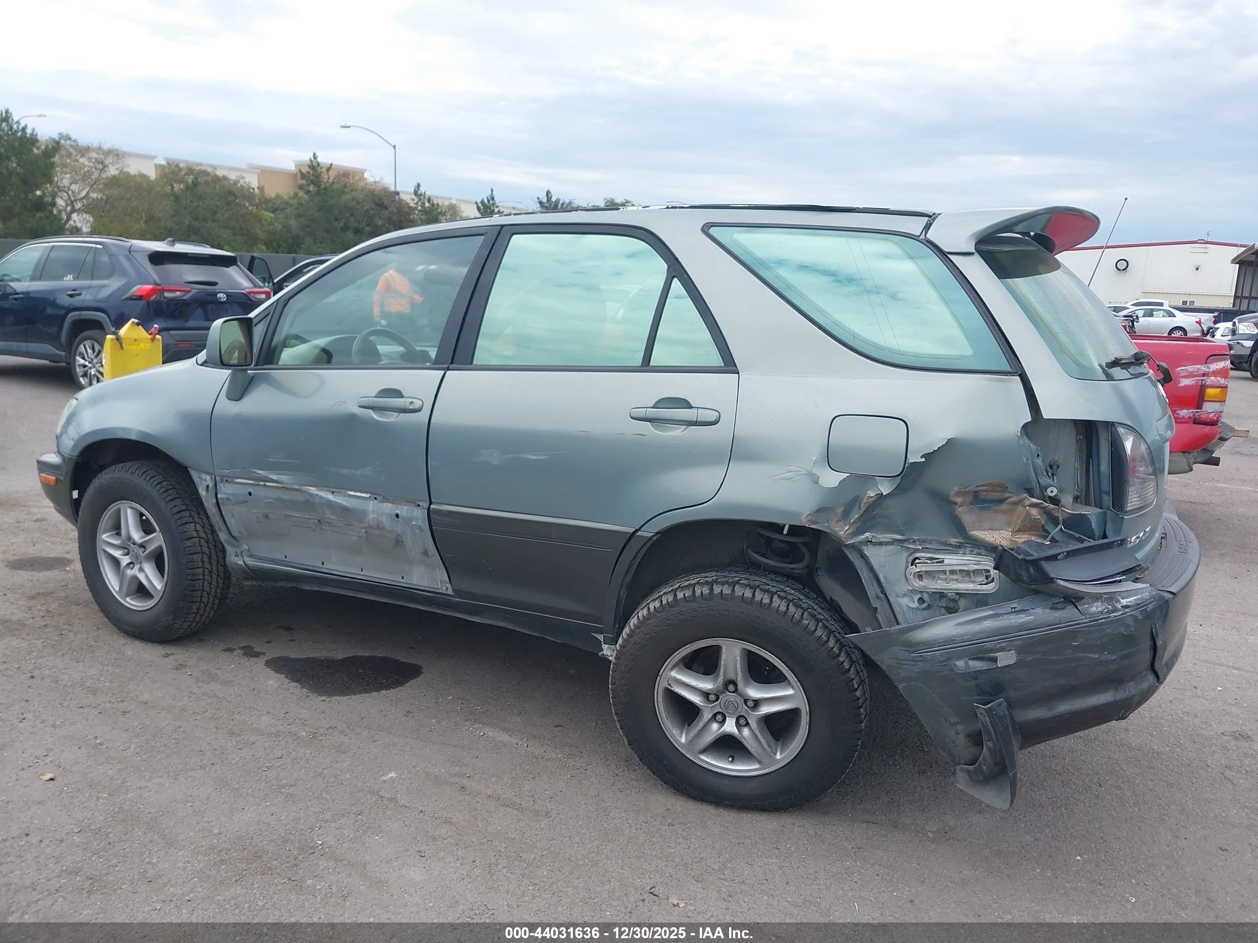 LEXUS RX image 6