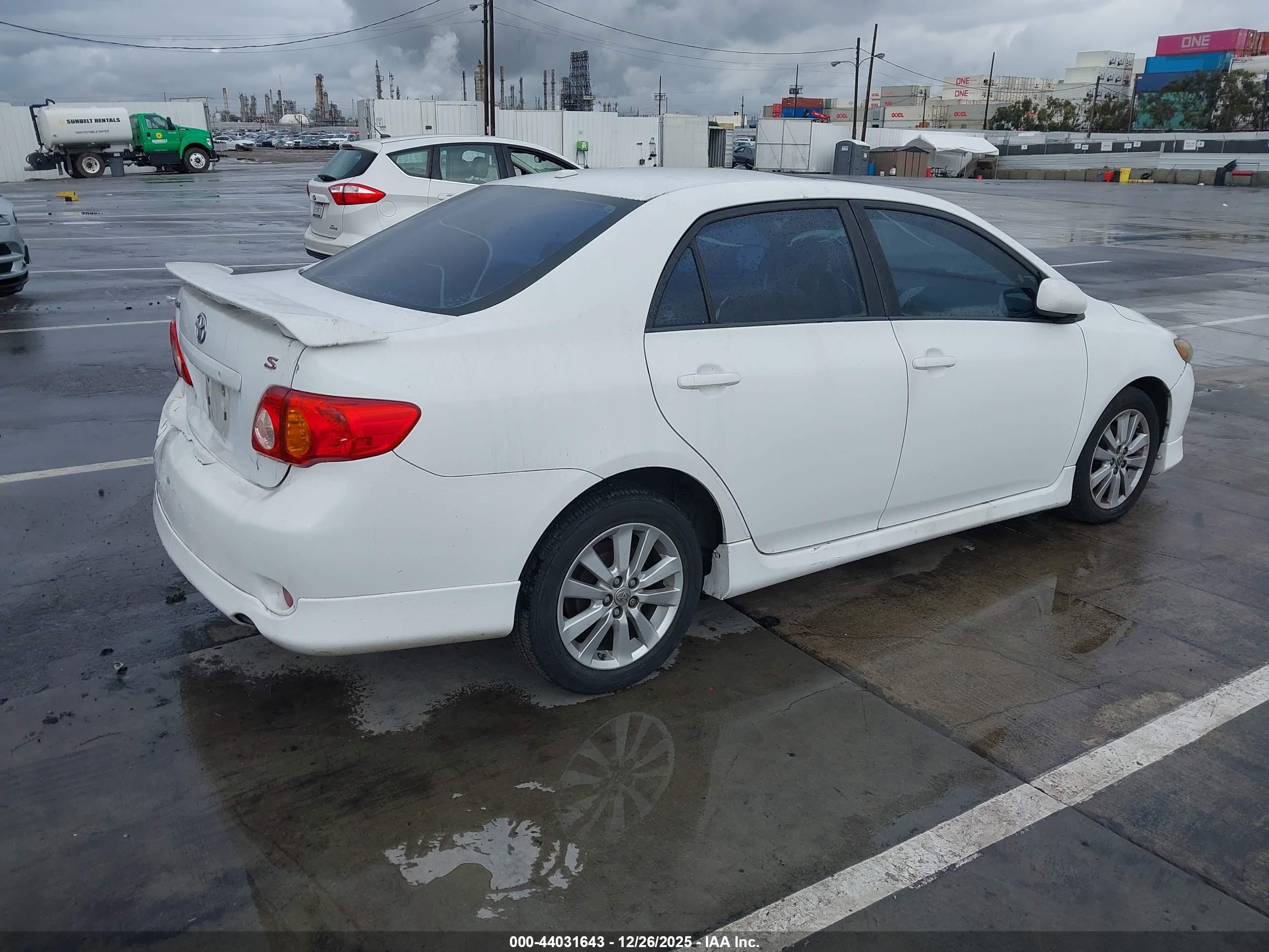 TOYOTA COROLLA image 4