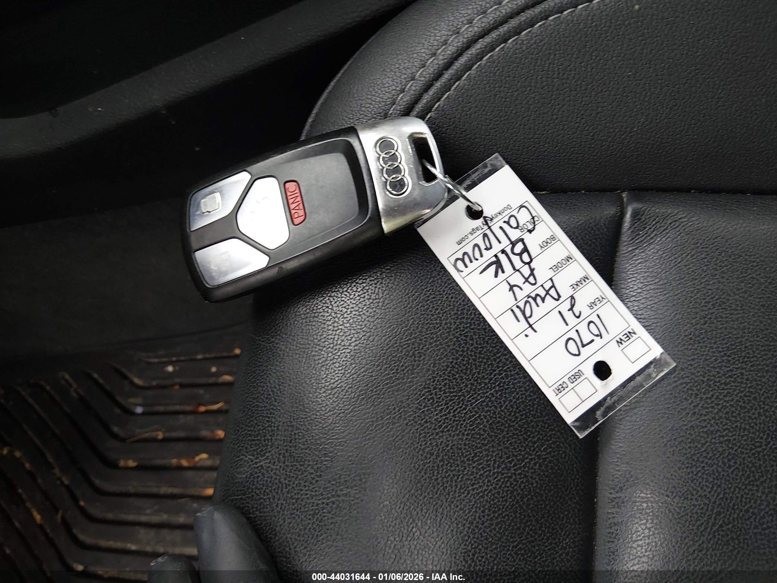 AUDI A4 image 11