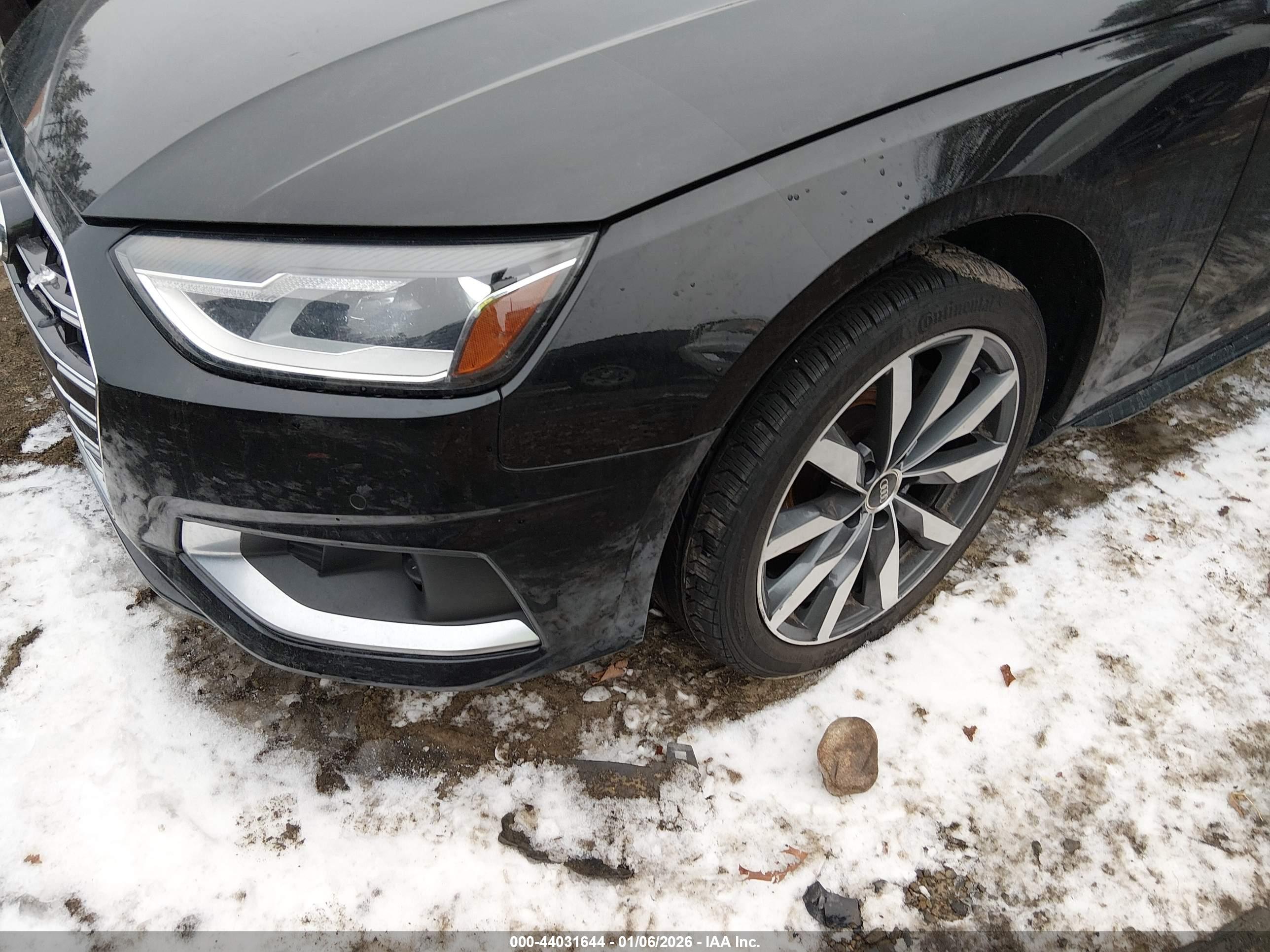AUDI A4 image 2