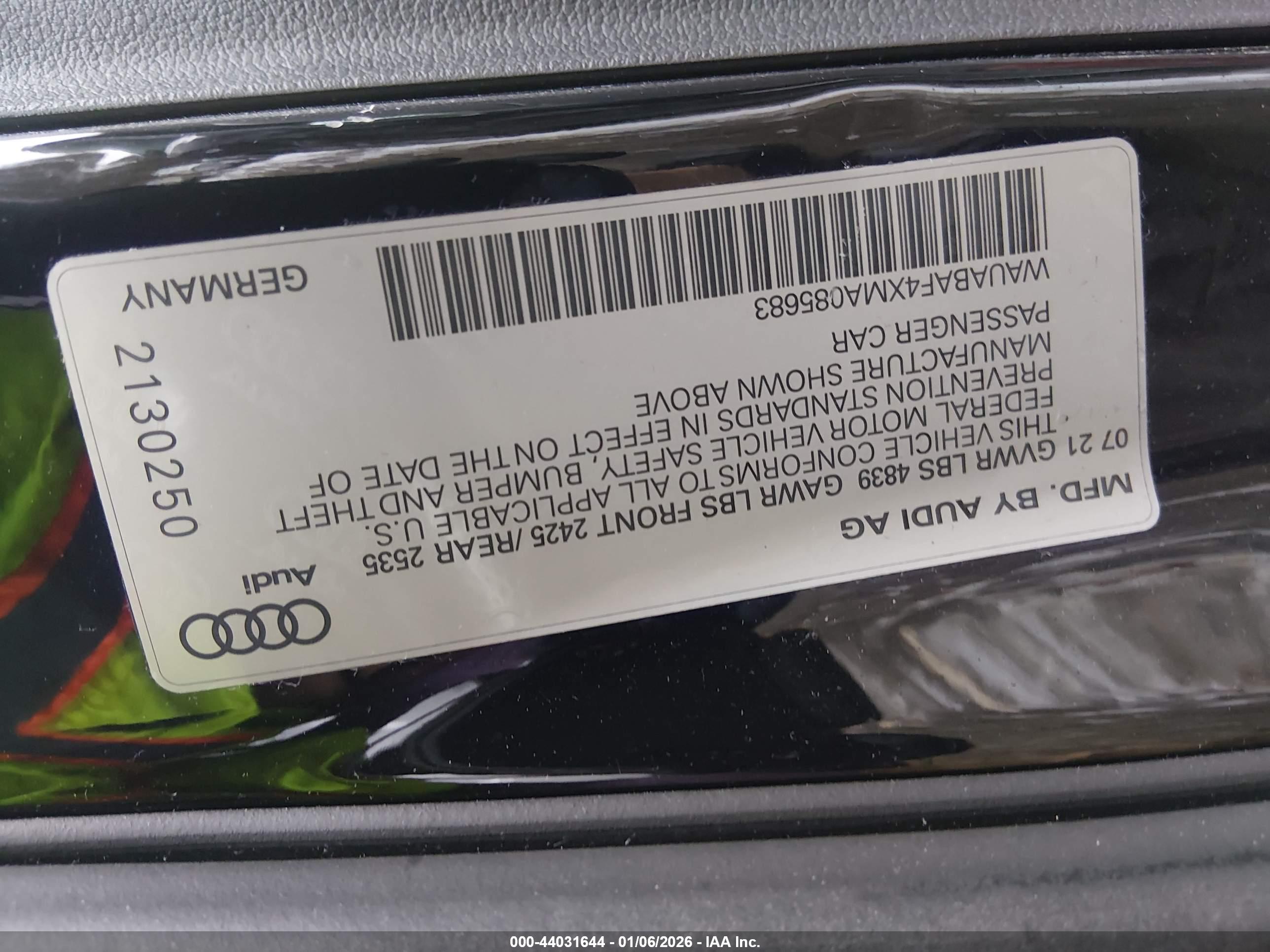 AUDI A4 image 9